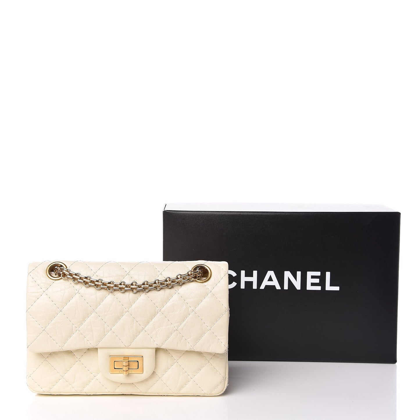 Aged Calfskin Quilted 2.55 Reissue 224 Flap Ivory