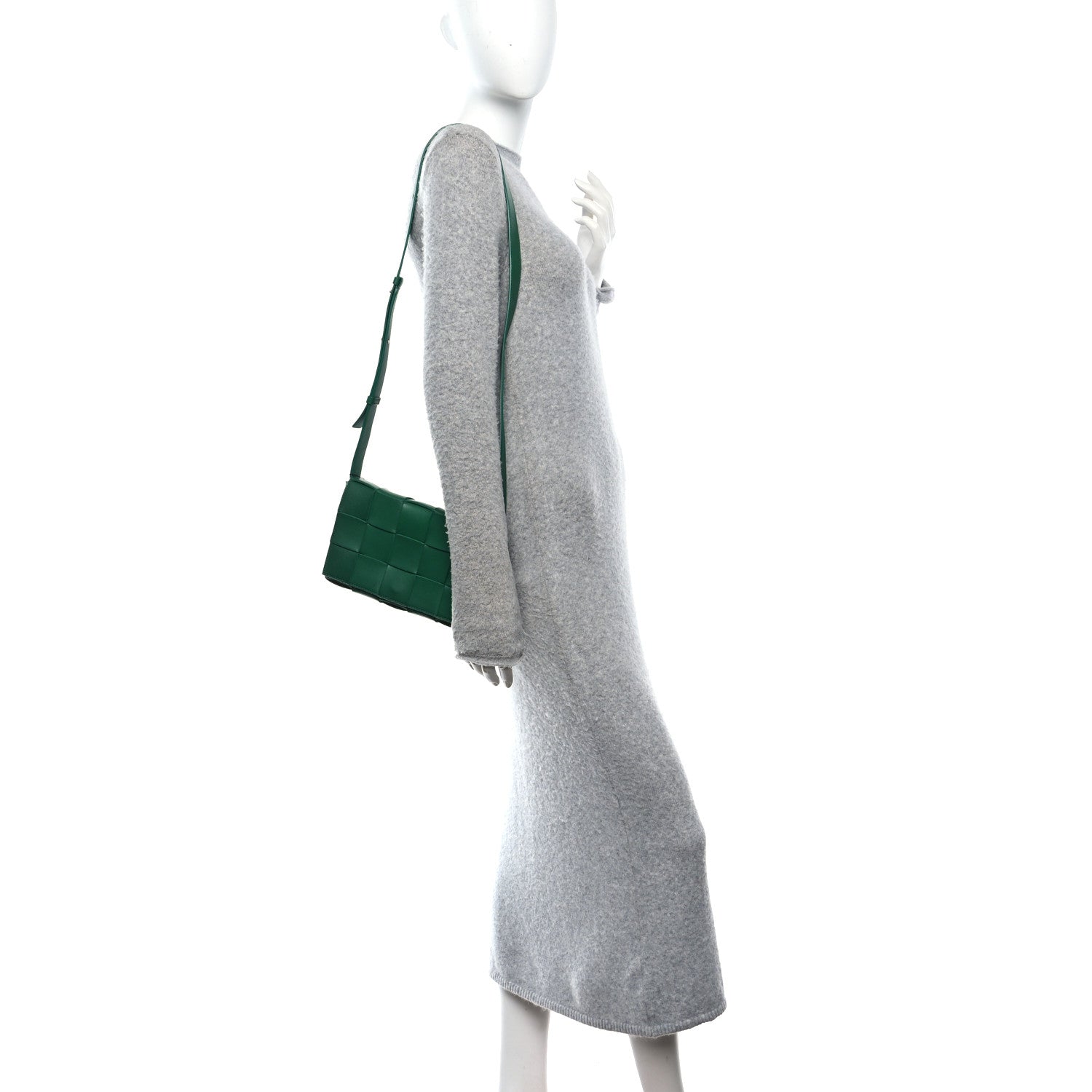 Bottega Veneta Lambskin Maxi Intrecciato Cassette Crossbody Bag Racing Green 2 of 10