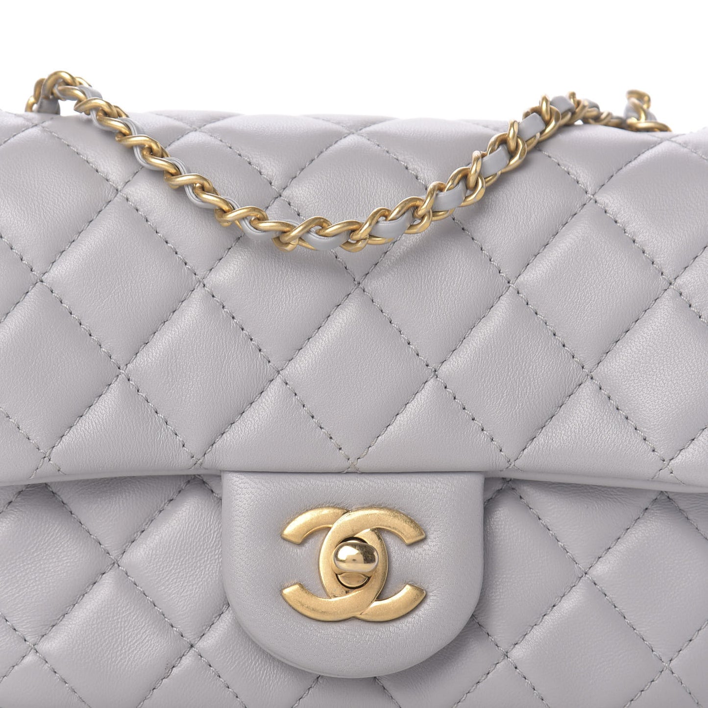 Lambskin Quilted Mini Pearl Crush Flap Light Grey