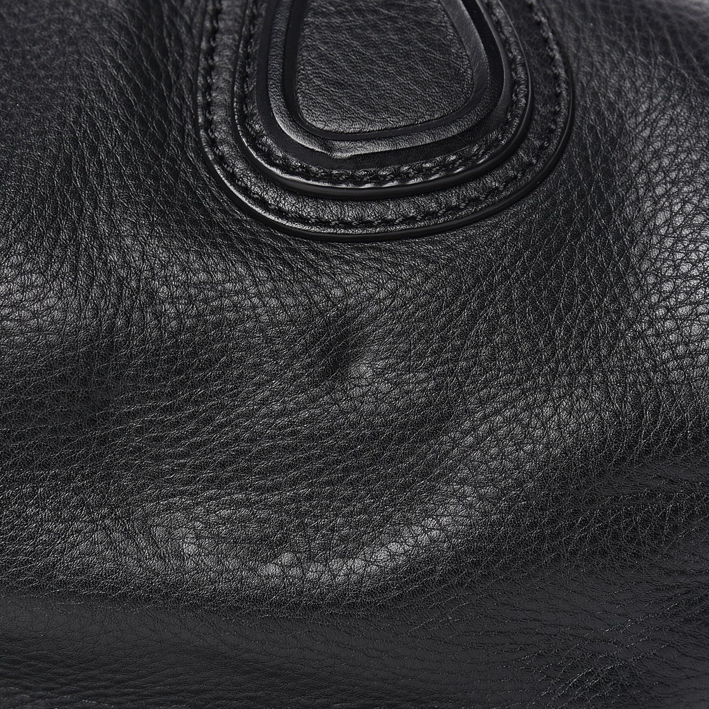 Waxy Grained Calfskin Small Nightingale Black