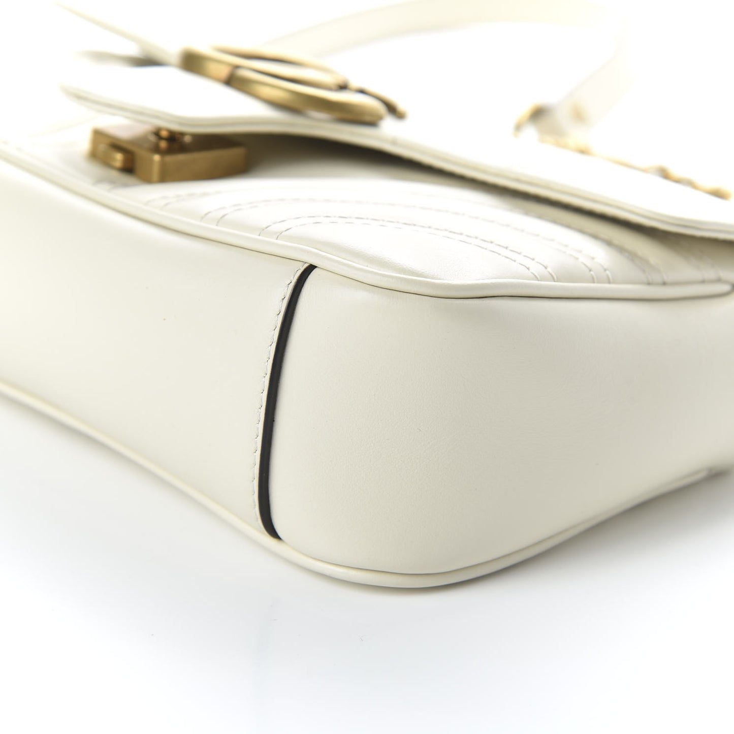 Calfskin Matelasse Mini GG Marmont Shoulder Bag White