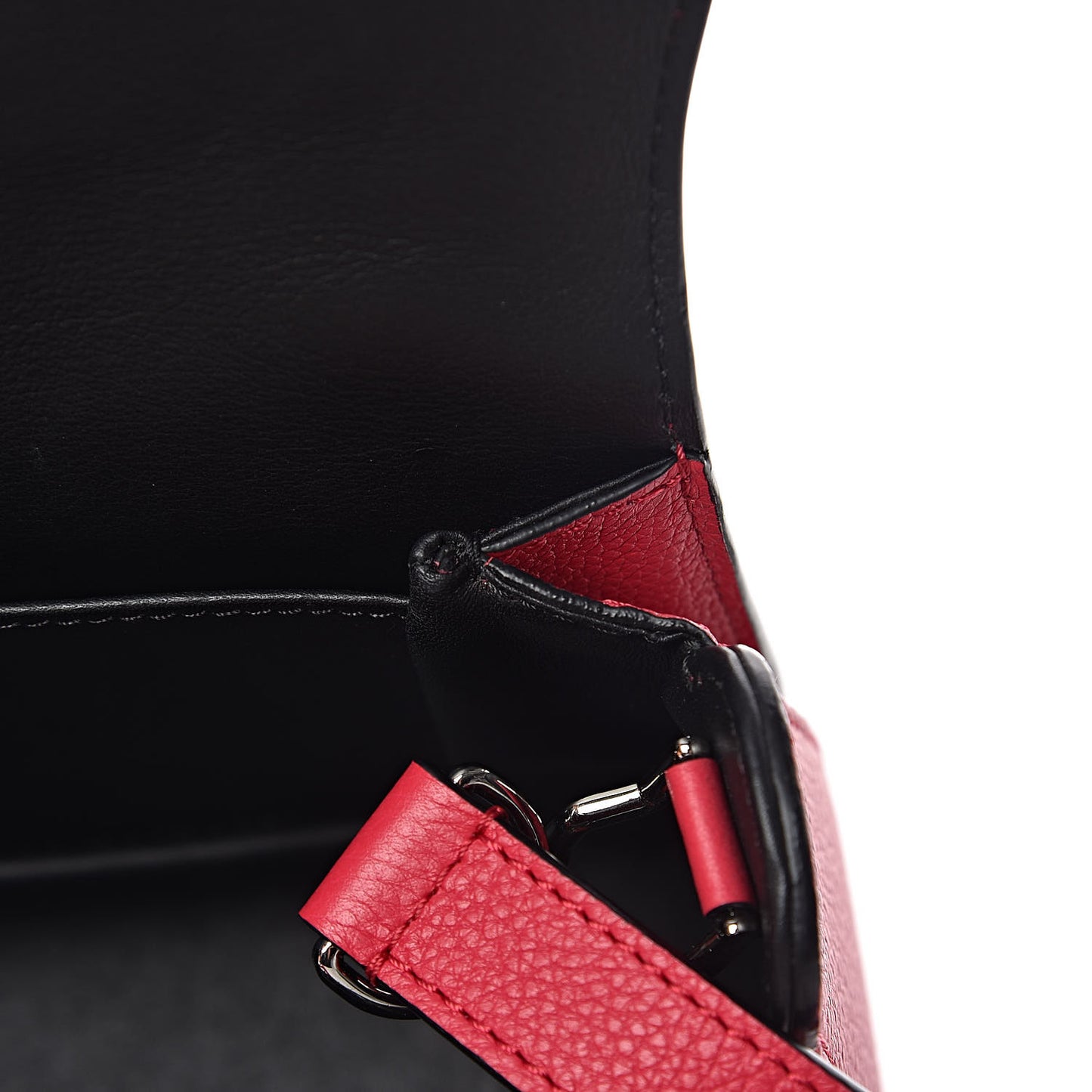 Grained Calfskin Vivienne NM Framboise