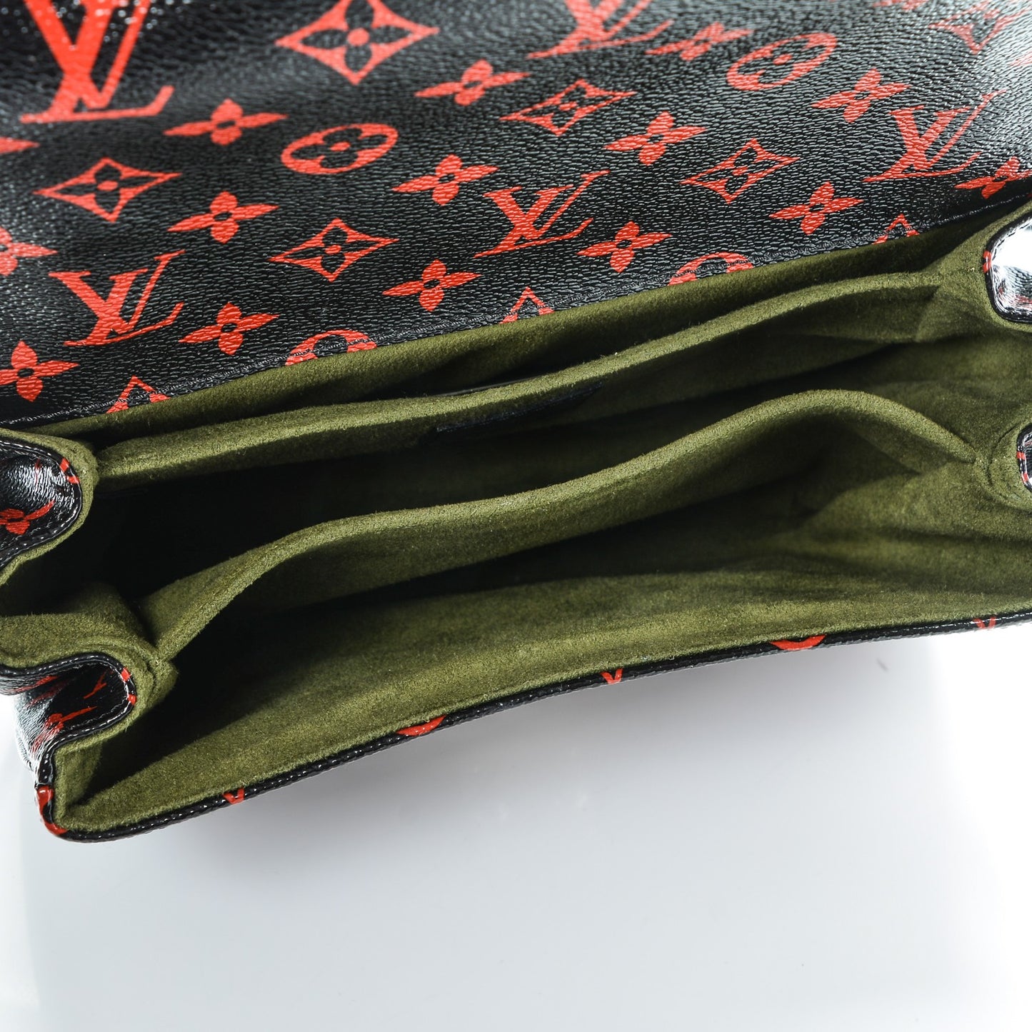 Monogram Infrarouge Pochette Metis