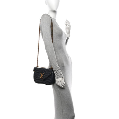 Louis Vuitton Calfskin New Wave Chain MM Black 2 of 11