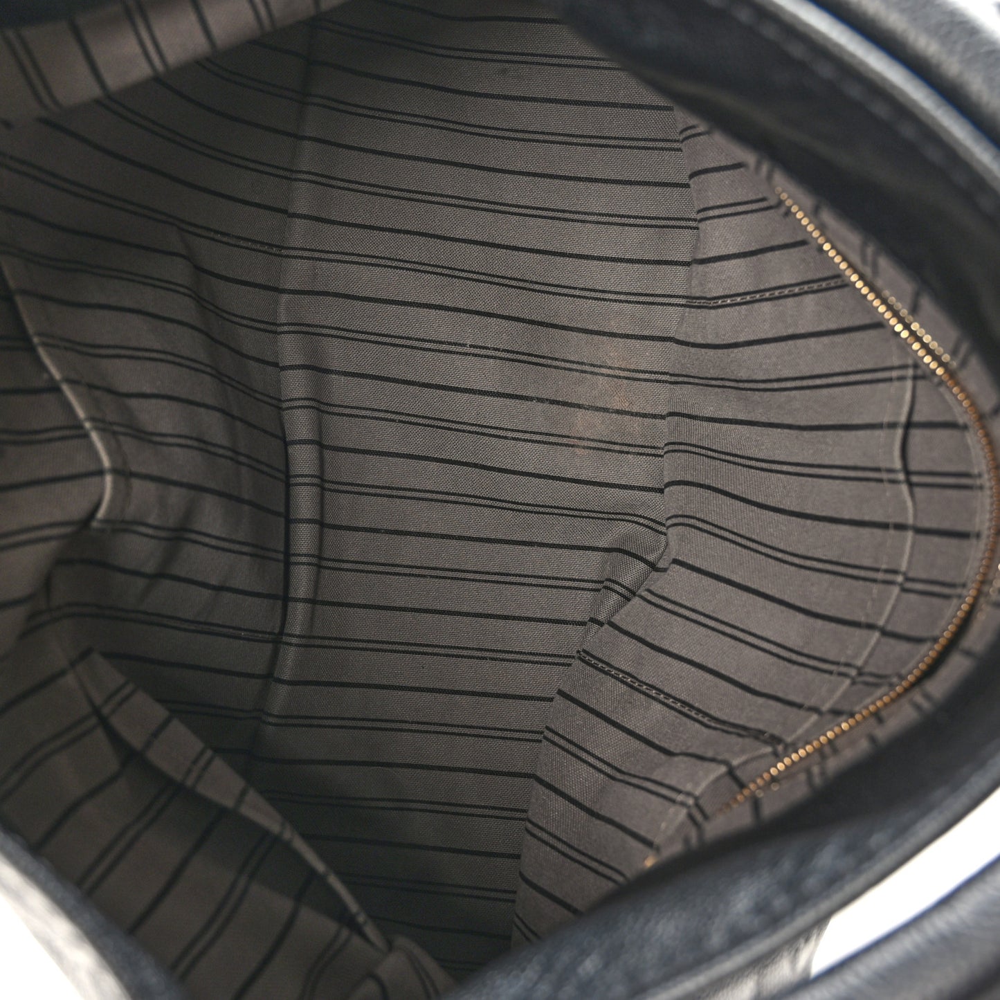 Empreinte Artsy MM Black