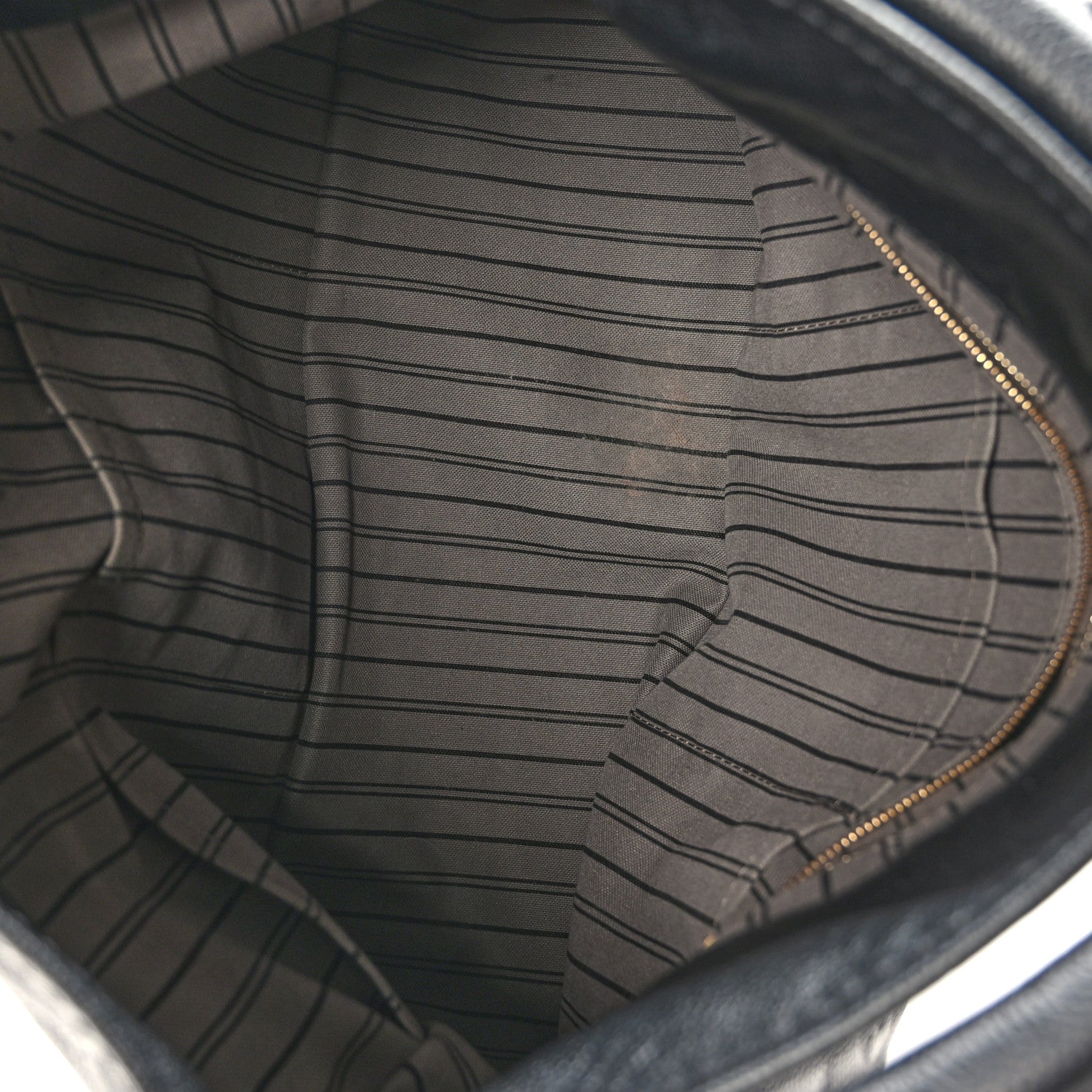 Louis Vuitton Empreinte Artsy MM Black 5 of 10