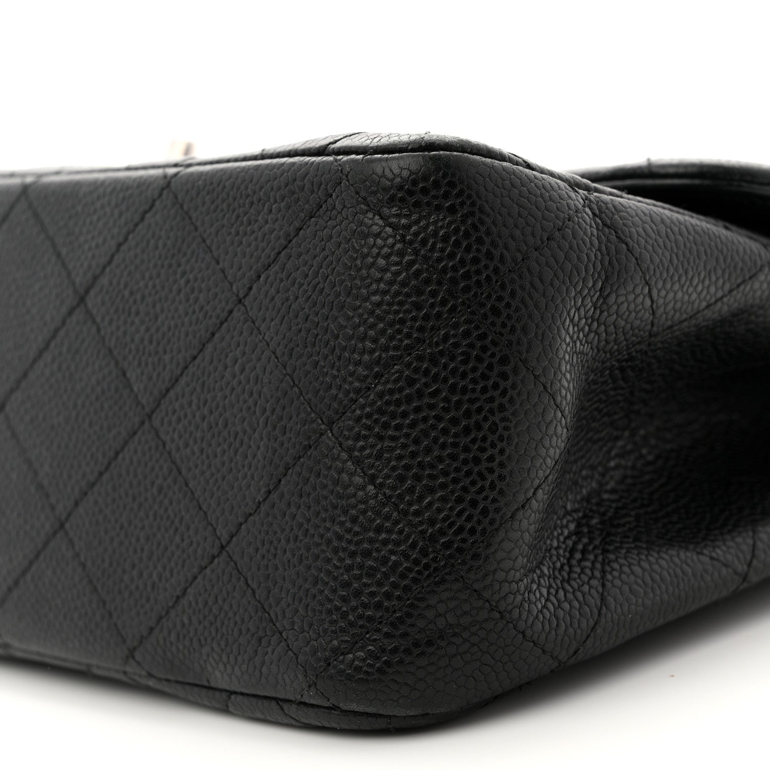 Chanel Caviar Quilted Jumbo Double Flap Black 19 of 23