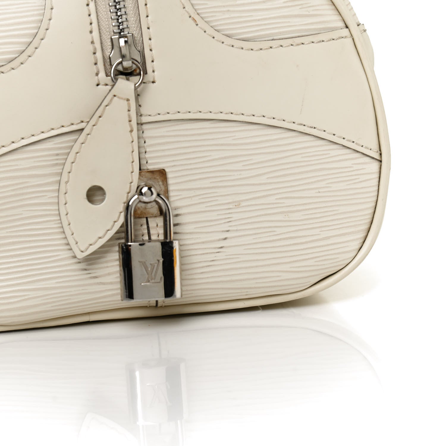 Louis Vuitton Epi Bowling Montaigne PM Ivory 15 of 15
