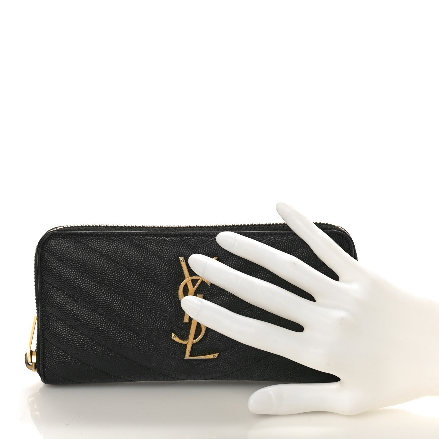 Saint Laurent Grain De Poudre Matelasse Chevron Monogram Zip Around Wallet Black 2 of 8