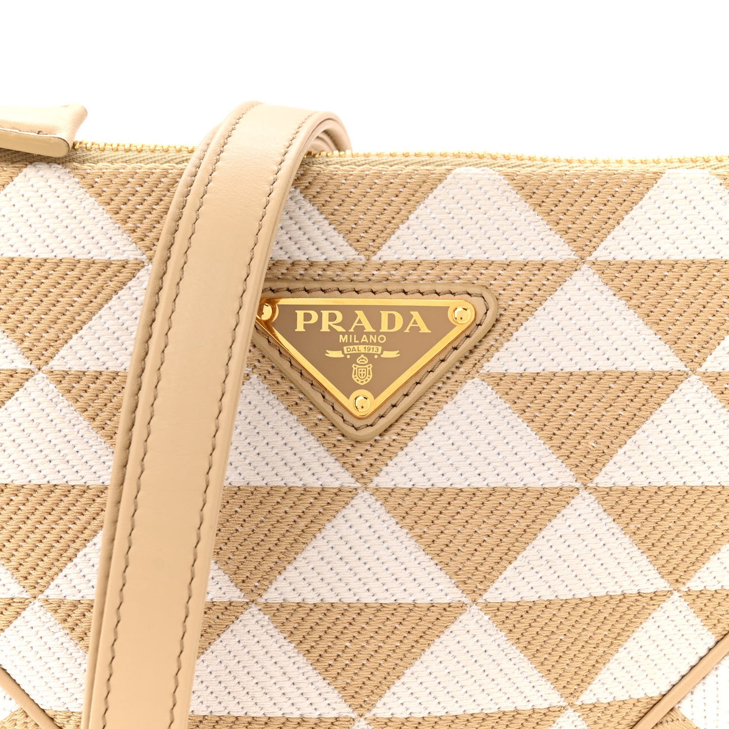Jacquard Triangolo Symbole Embroidered Mini Triangle Bag Corda Talco