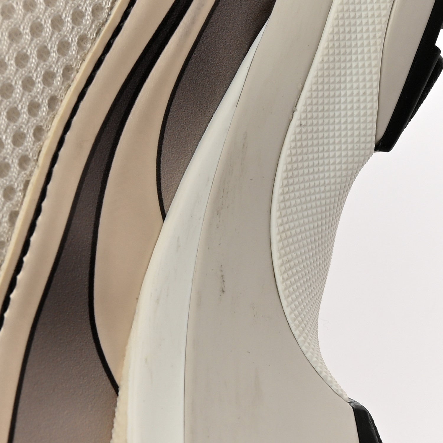 Chanel Fabric Laminated Calfskin Stretch CC Womens Sneakers 39.5 White Gold Silver 13 of 15