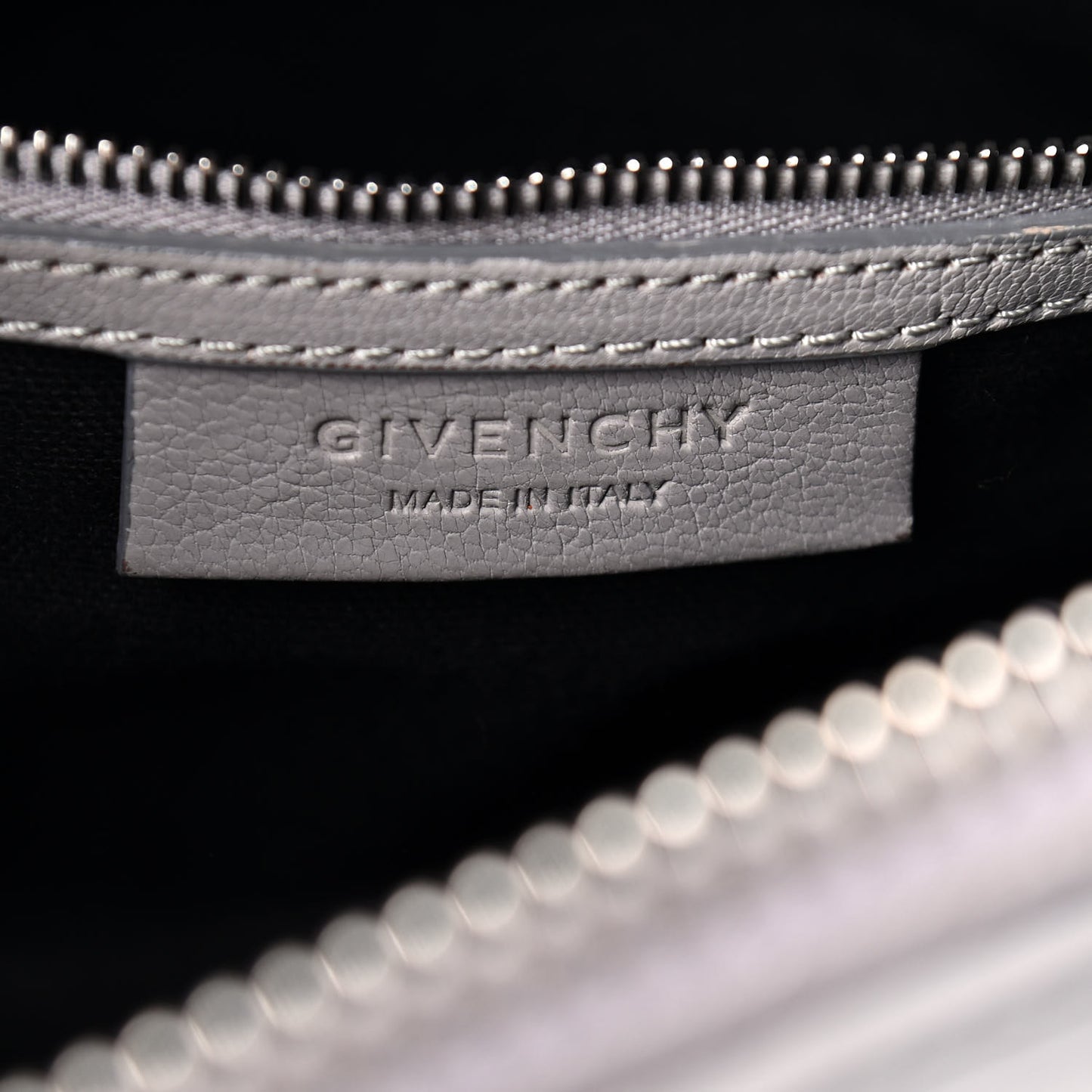 Sugar Goatskin Small Antigona Pearl Grey