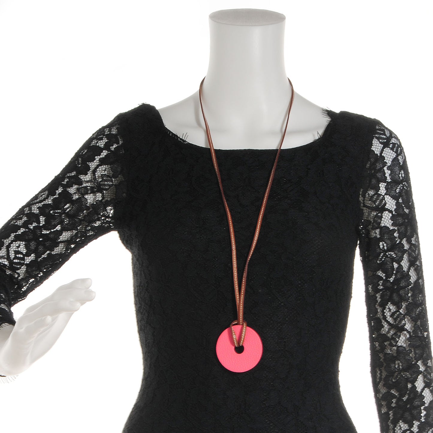 Petit H Togo Epsom Rond PM Necklace Rose Lipstick Vert Anglais