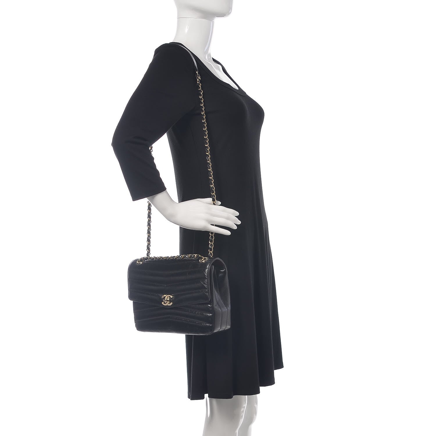 Chanel Shiny Lambskin Chevron Quilted Miroir Black 2 of 11