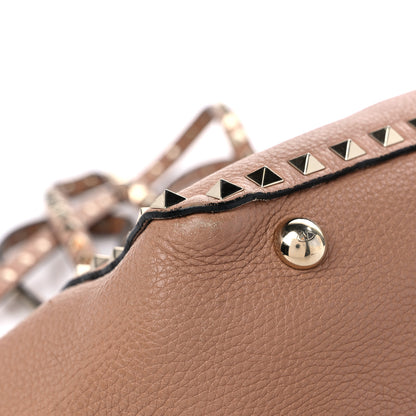 Valentino Garavani Grained Calfskin Small Rockstud Tote Skin Sorbet 7 of 18