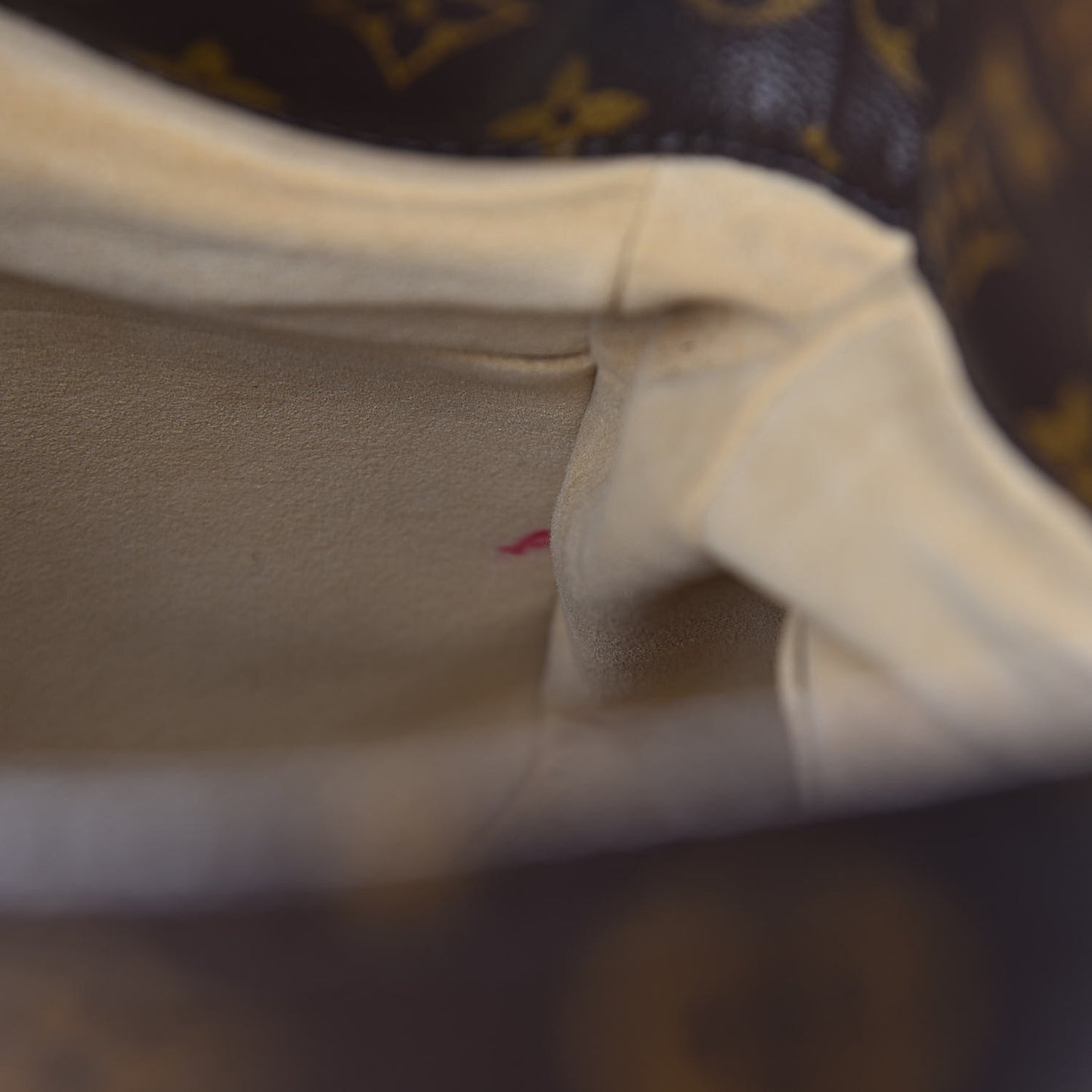 Monogram Artsy MM