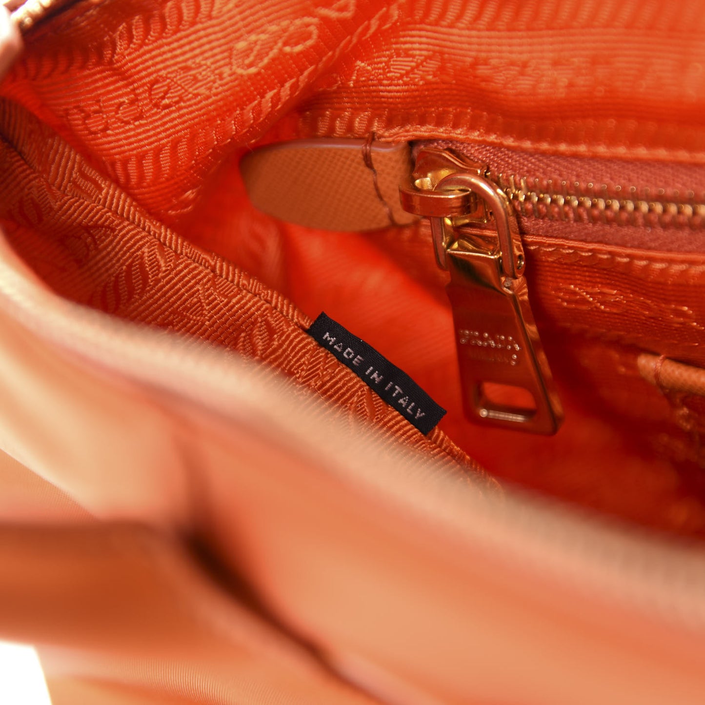 Tessuto Nylon Saffiano Tote Papaya