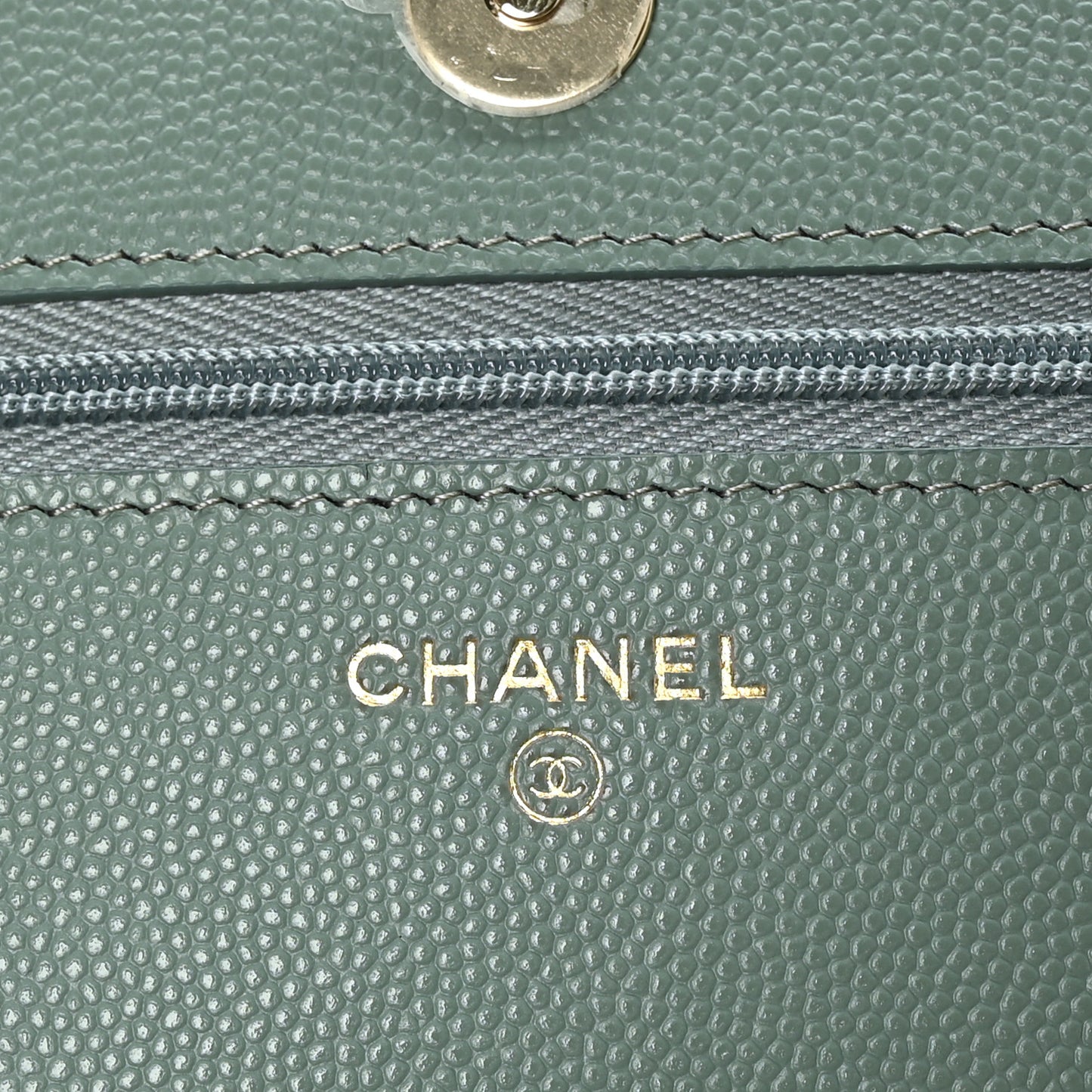 Caviar Quilted Wallet On Chain WOC Dark Green