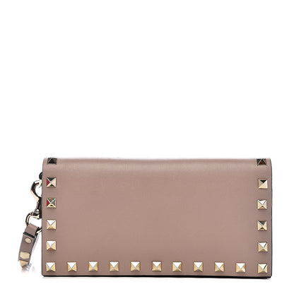 Valentino Garavani Calfskin Rockstud Wristlet Wallet Poudre 1 of 9