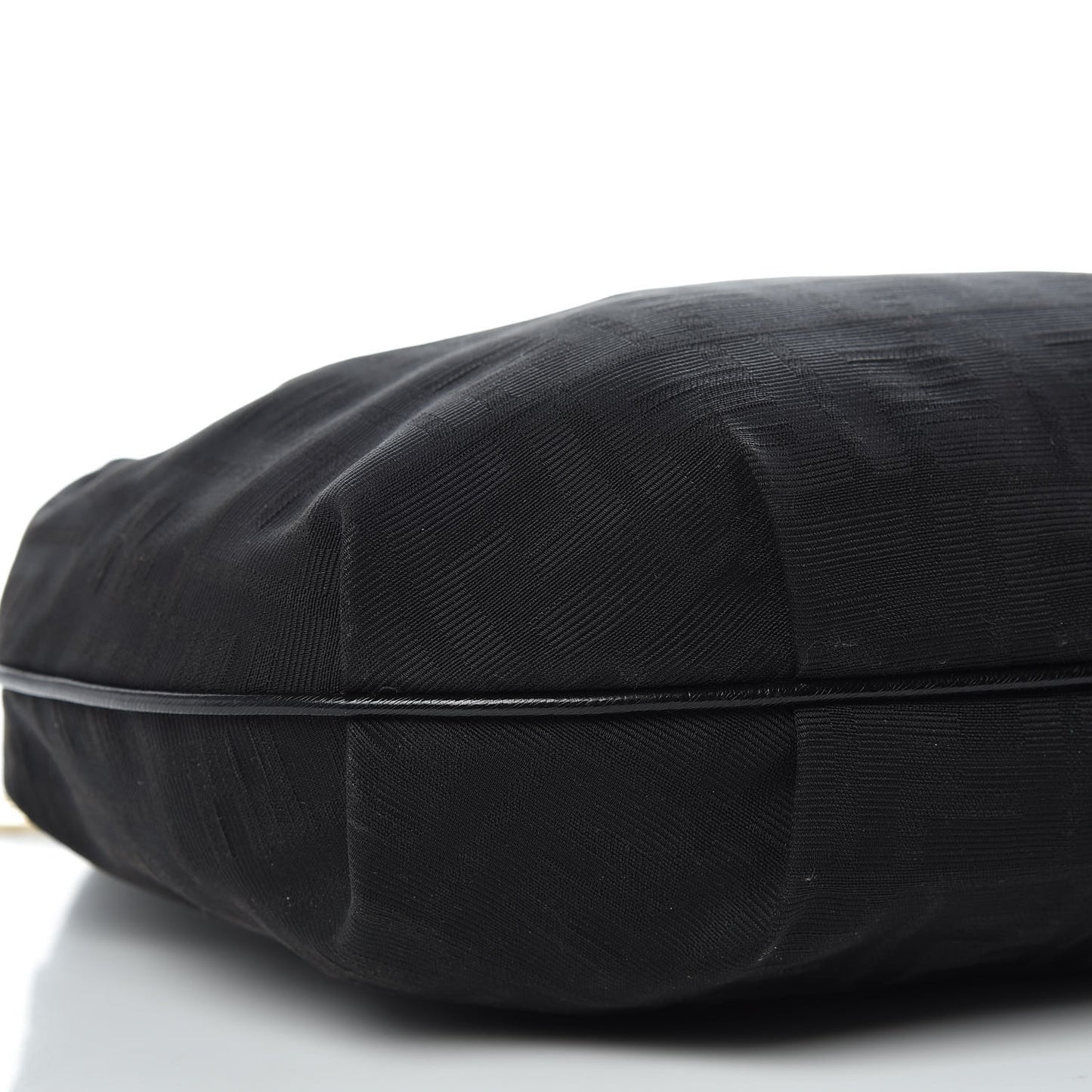 Zucca Chef Chain Hobo Black