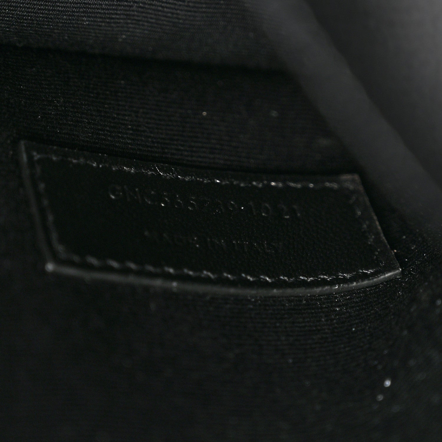 Saint Laurent Grain De Poudre Uptown Pouch Black 7 of 8
