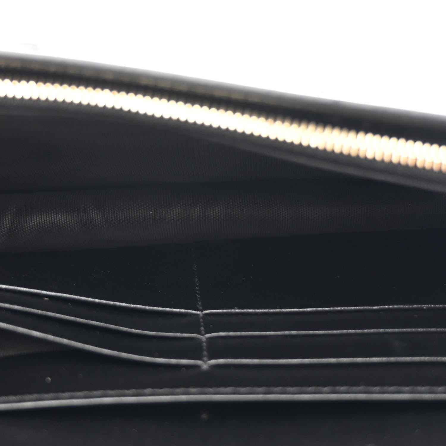 Gucci Calfskin GG Matelasse Chain Wallet Black 5 of 9