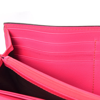 Gucci GG Supreme Monogram Continental Heart Wallet Fluorescent Fuchsia 9 of 12