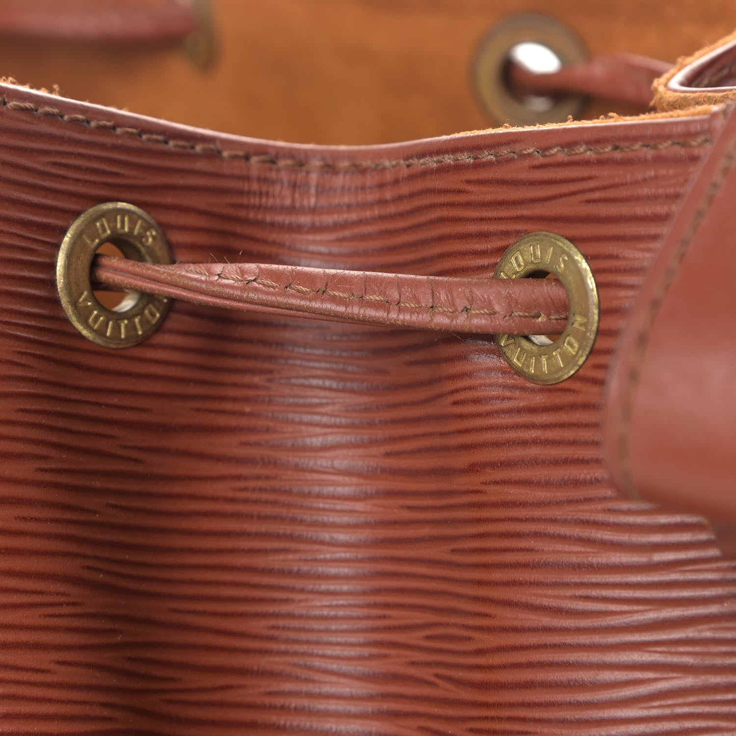 Louis Vuitton Epi Petit Noe Kenyan Fawn 16 of 16