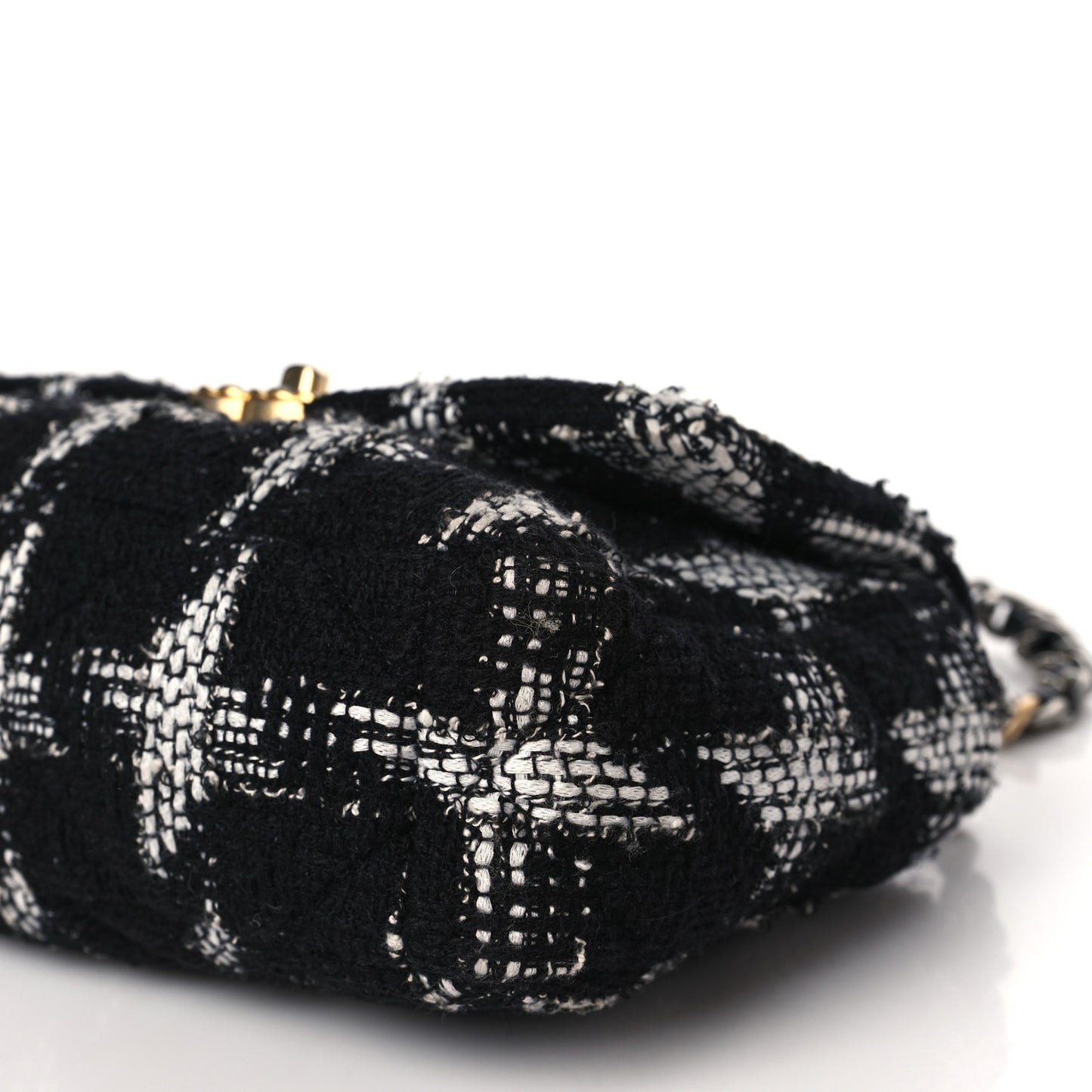 Tweed Houndstooth Quilted Medium Chanel 19 Flap Black White