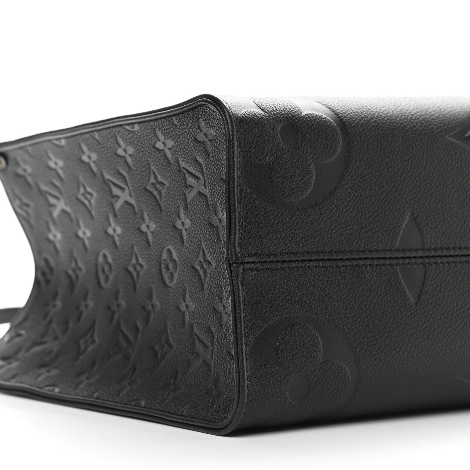 Louis Vuitton Empreinte Monogram Giant Onthego MM Black 7 of 8