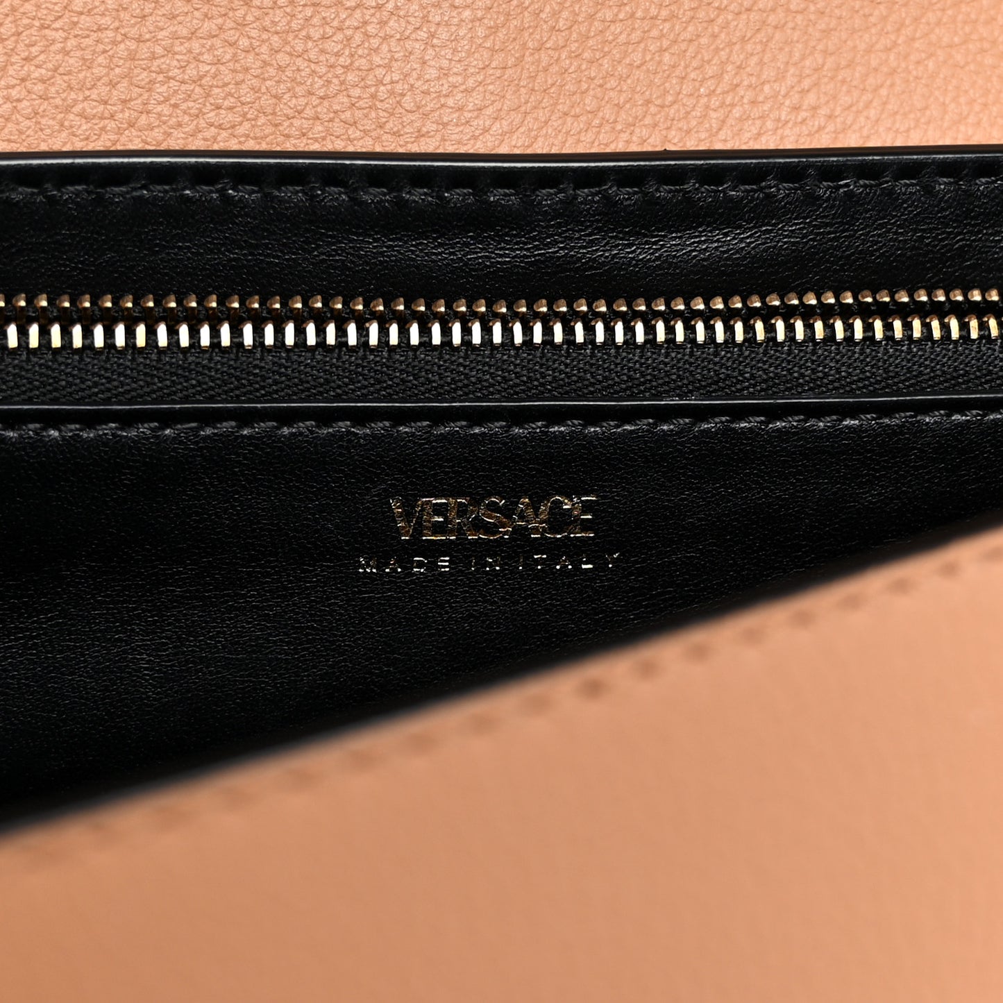 Grained Calfskin La Medusa Chain Clutch Bag Brown