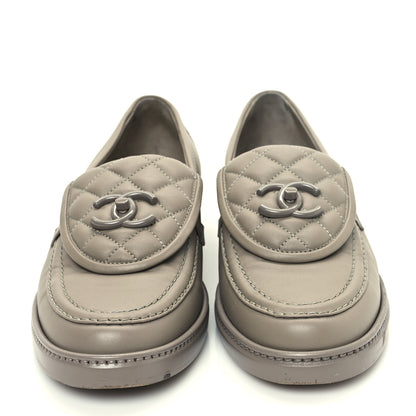 Chanel Shiny Lambskin Quilted CC Turnlock Loafers 38.5 Grey 3 of 11