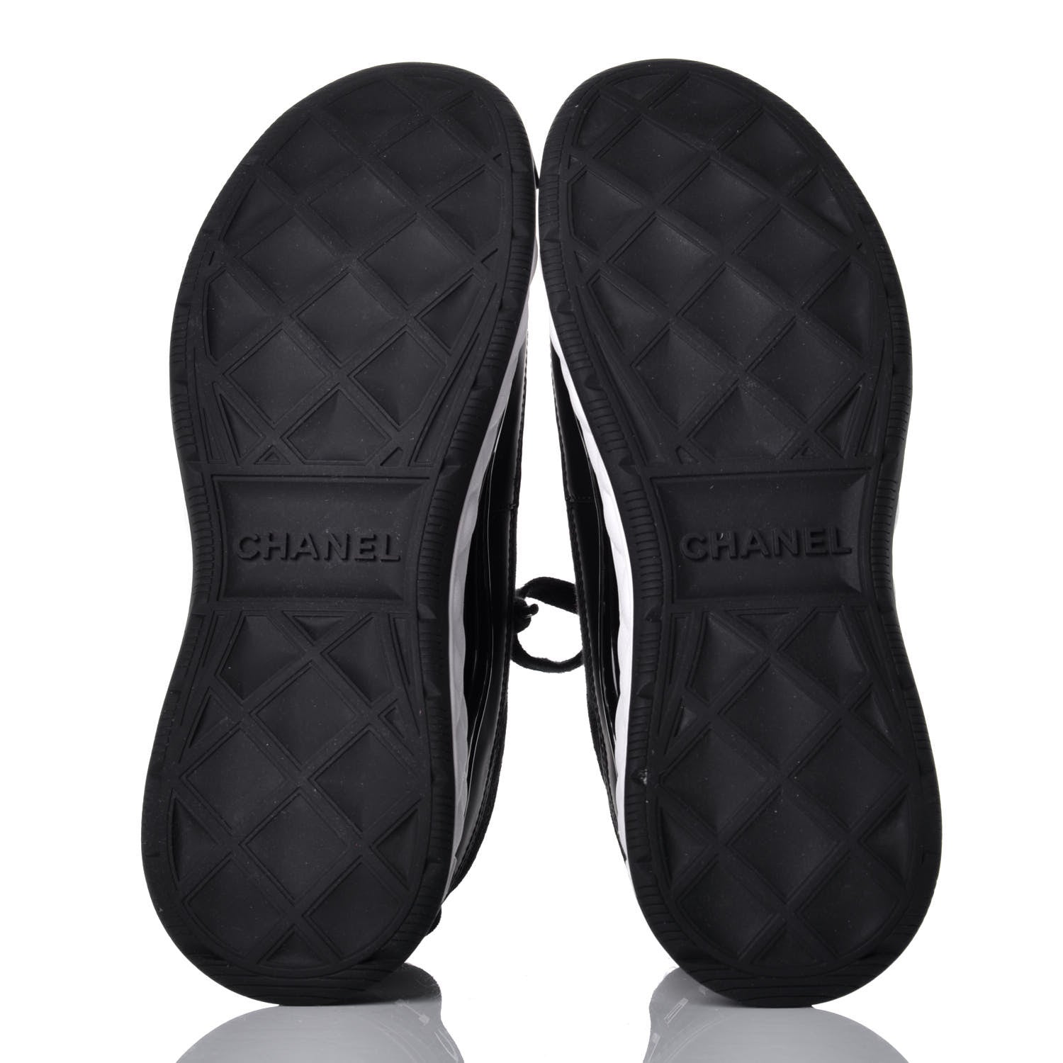 Chanel Velvet Calfskin Mixed Fibers CC Sneakers 40 Black 5 of 9