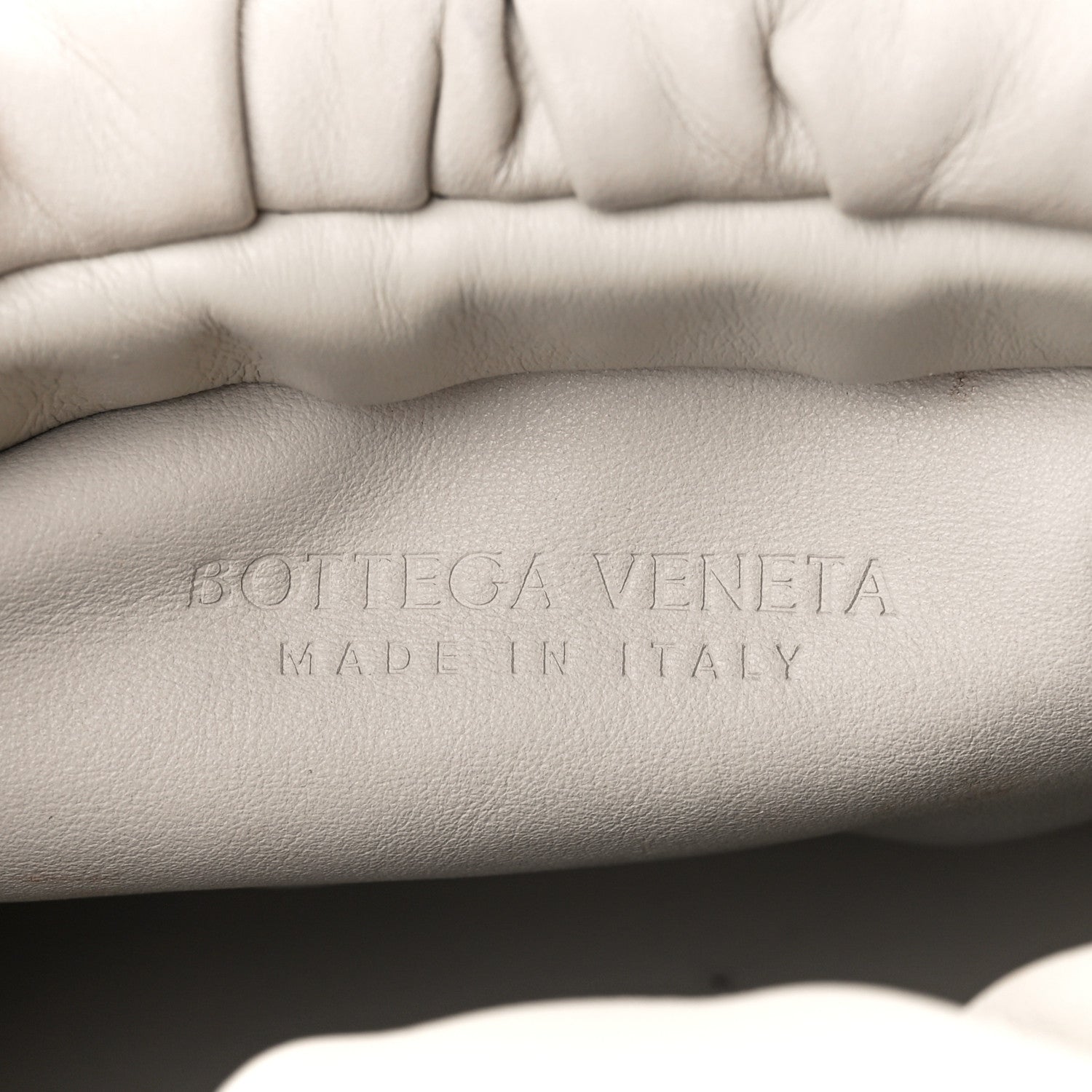 Bottega Veneta Calfskin The Pouch Chain Plaster 6 of 10