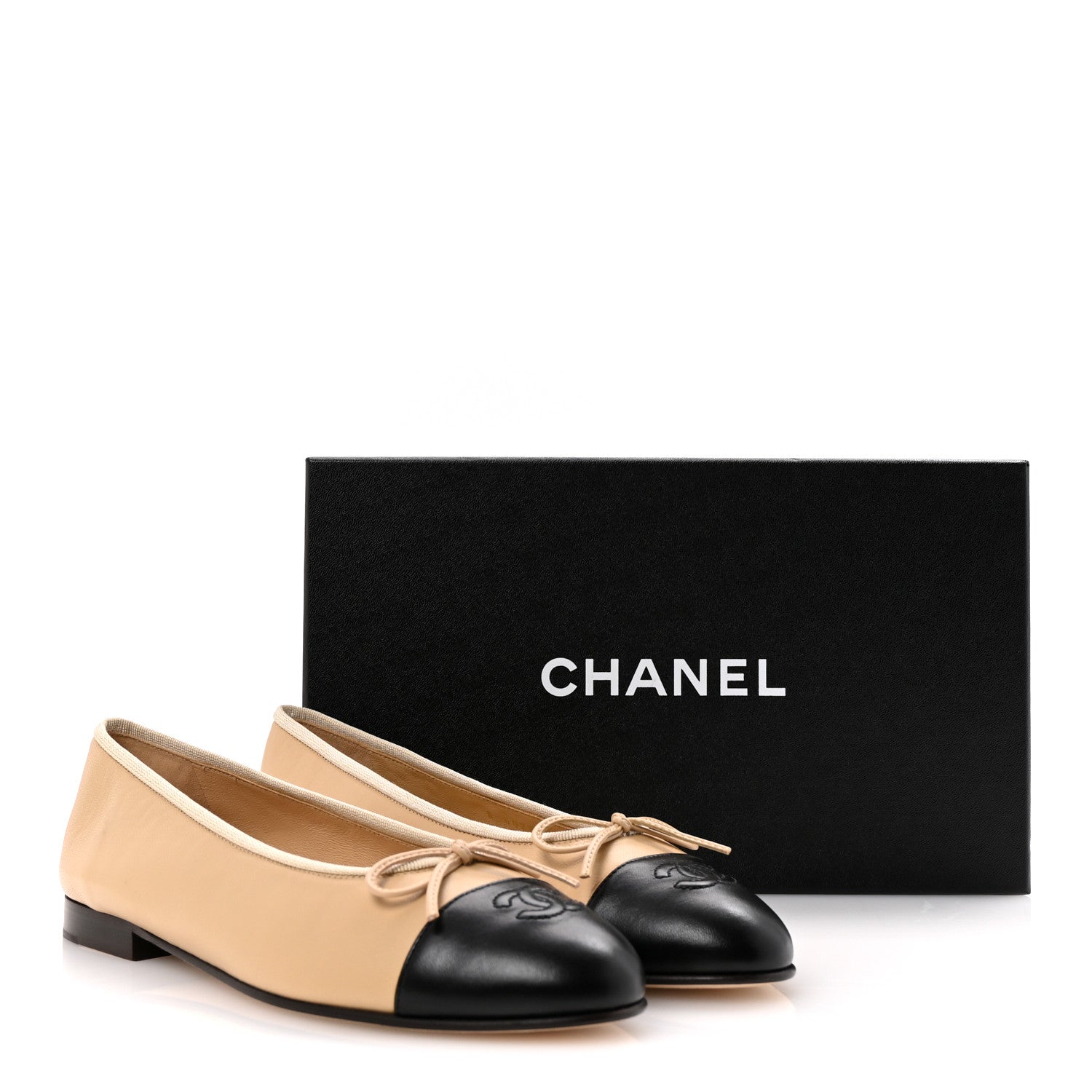 Chanel Lambskin Cap Toe CC Ballerina Flats 38 Beige Black 22 of 22