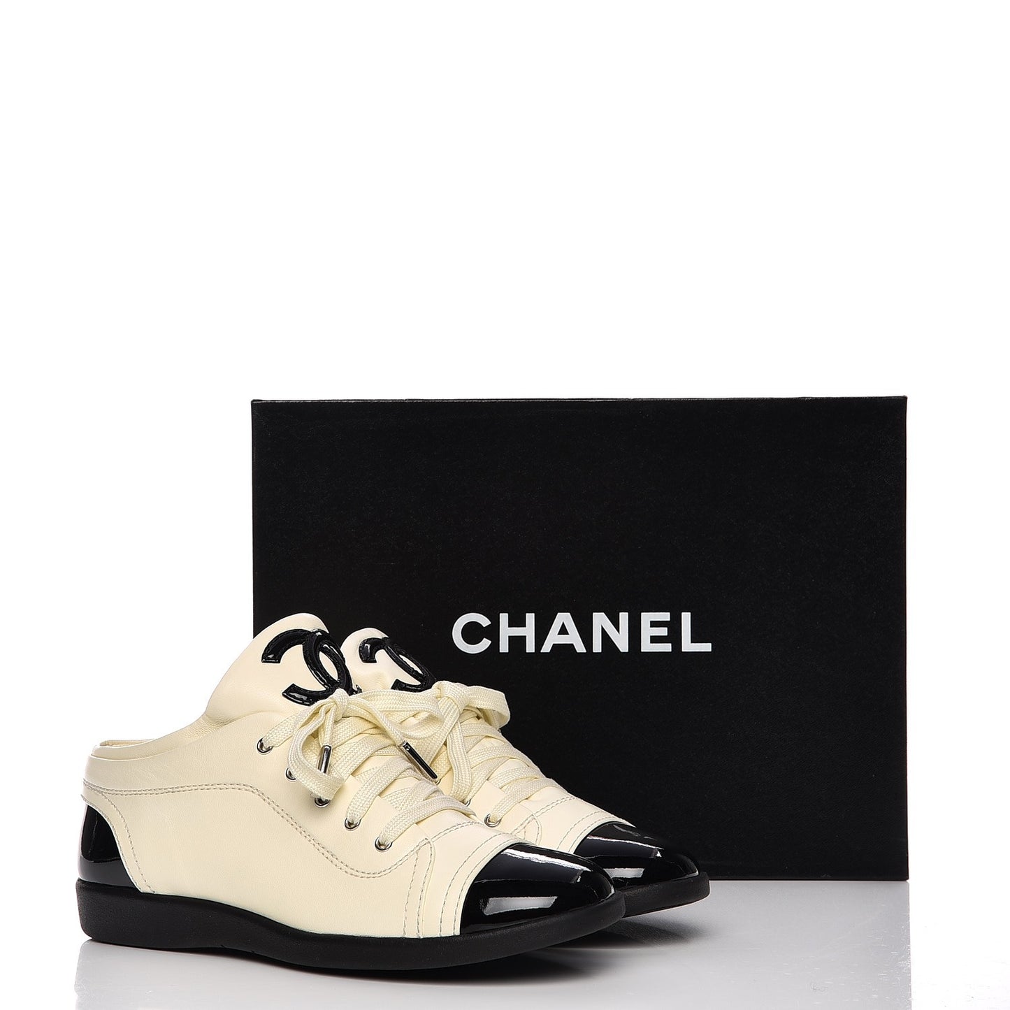 Lambskin Patent Cap Toe CC Sneakers 38 White Black