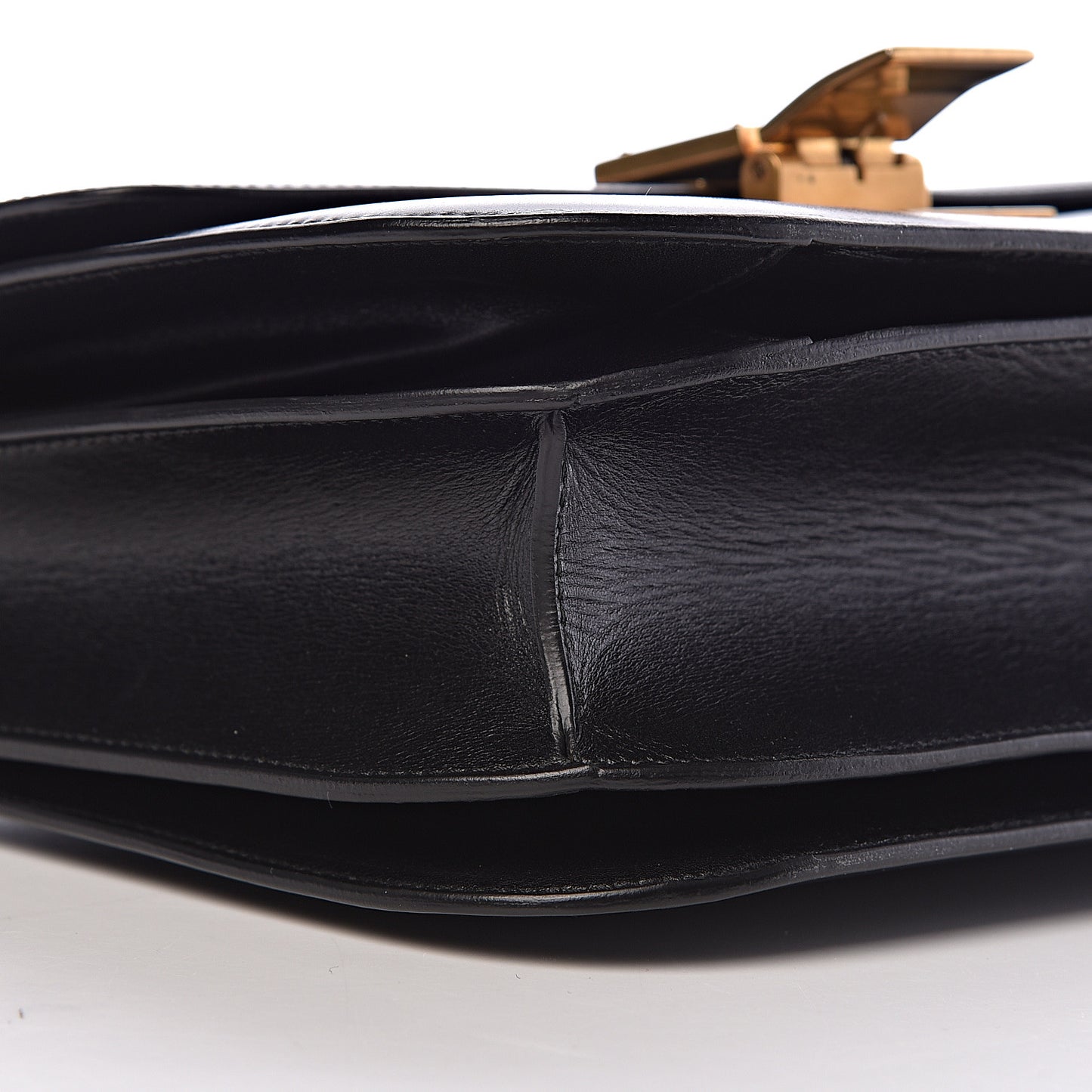 Box Calfskin Medium Classic Box Flap Bag Black