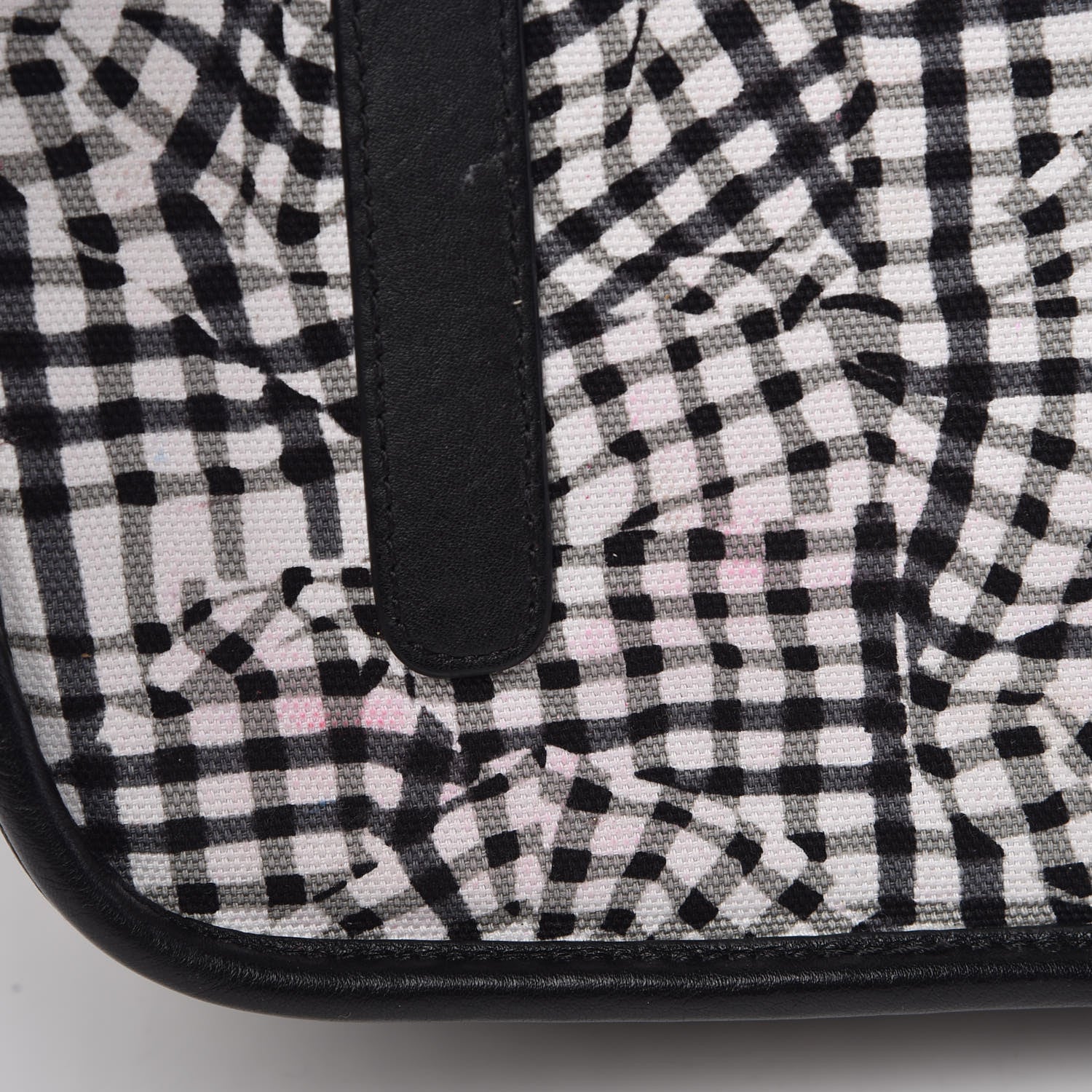 MCM Visetos Large Liz Reversible Shopper Tote Black 35 of 35
