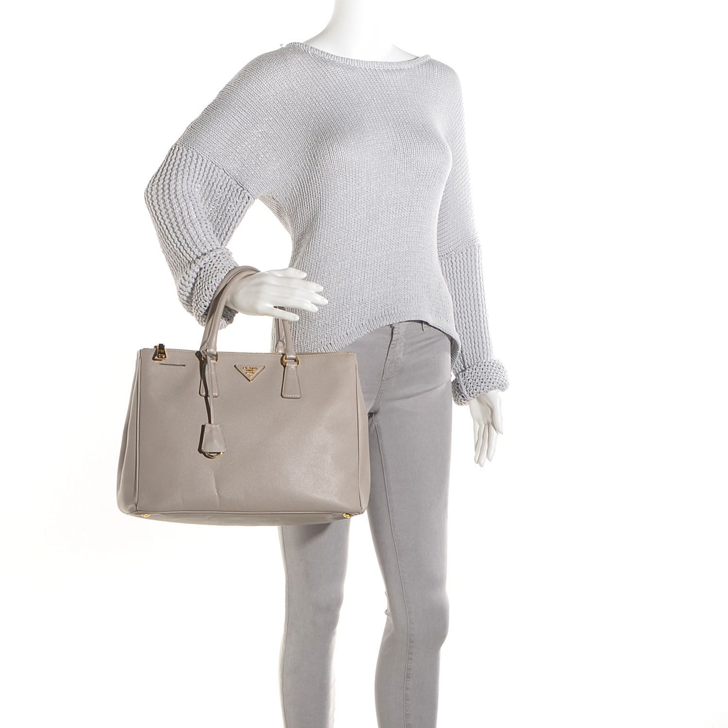 prada トートバッグ Prada Saffiano Lux Large Double Zip Tote Pomice 92894 – FASHIONPHILE