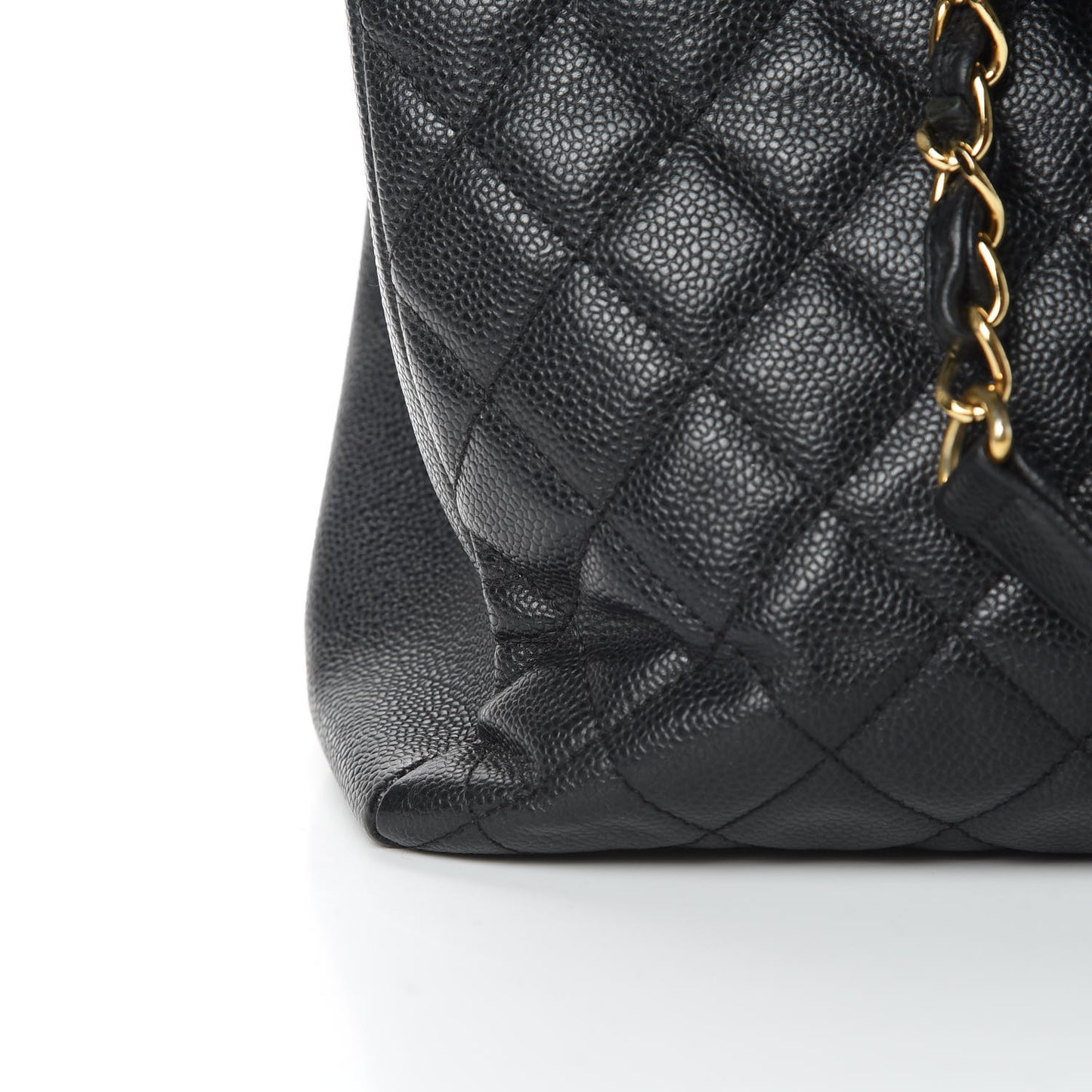 Caviar Quilted XL Grand Shopping Tote GST Black