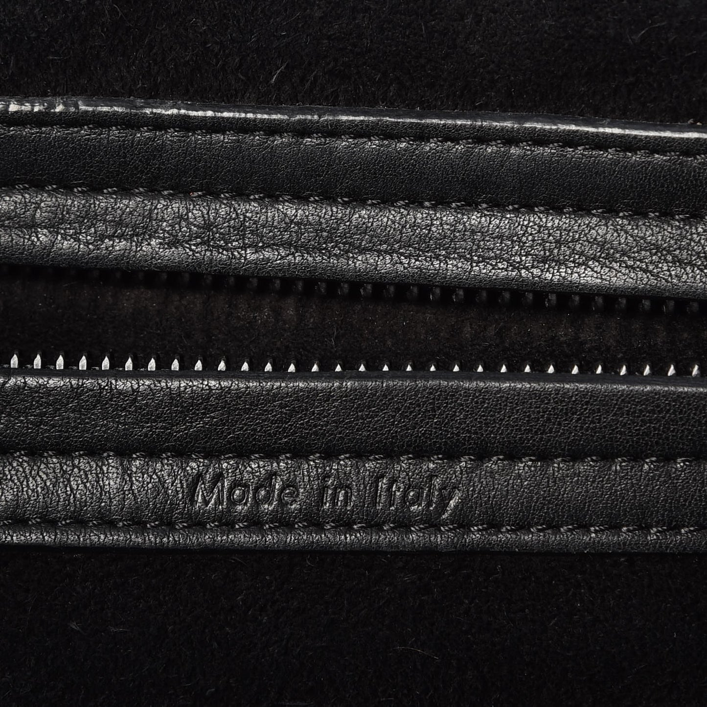 Supple Calfskin Medium Phantom Luggage Black