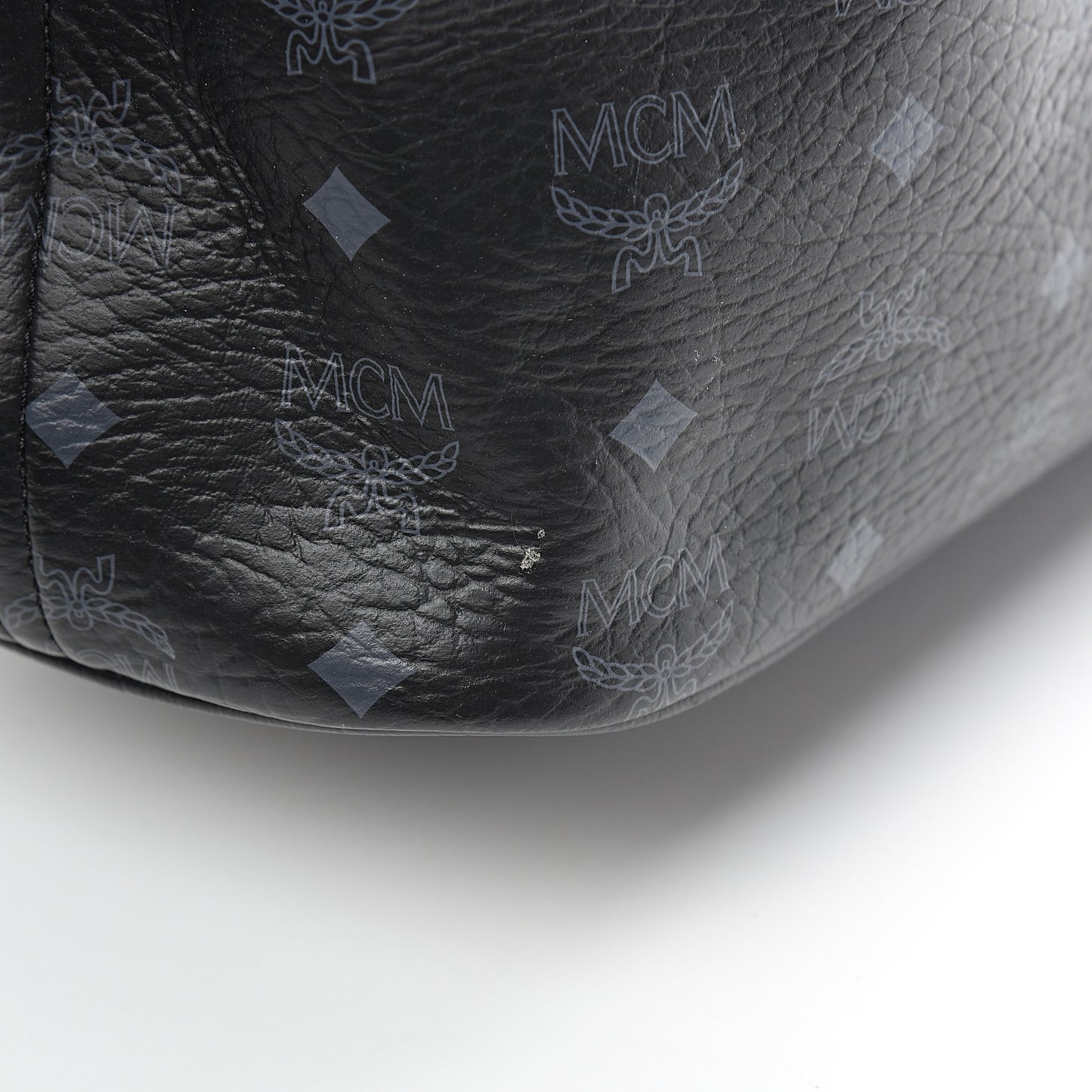 Visetos Medium Liz Reversible Shopper Tote Black