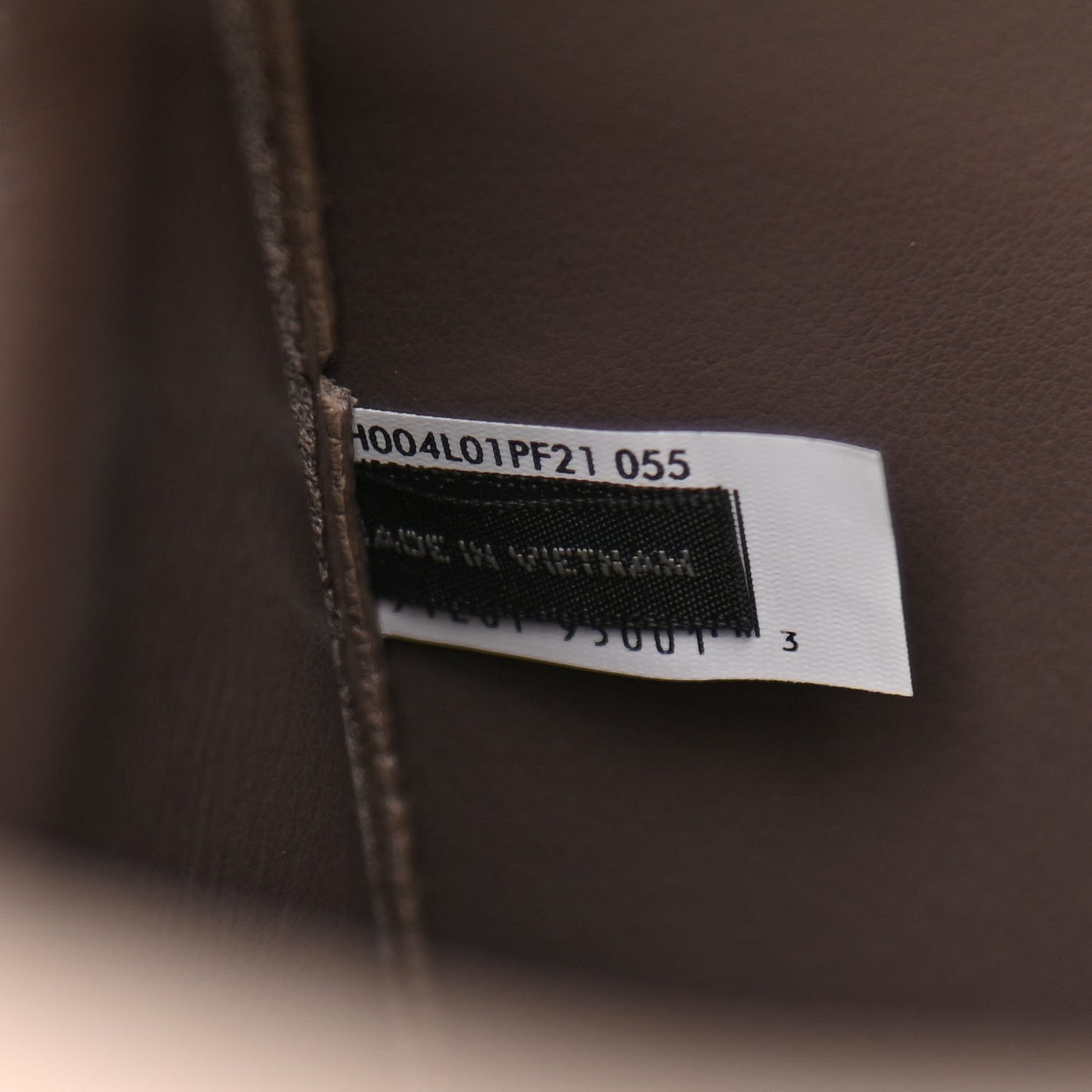 Grained Calfskin Medium The Tote Bag Taupe
