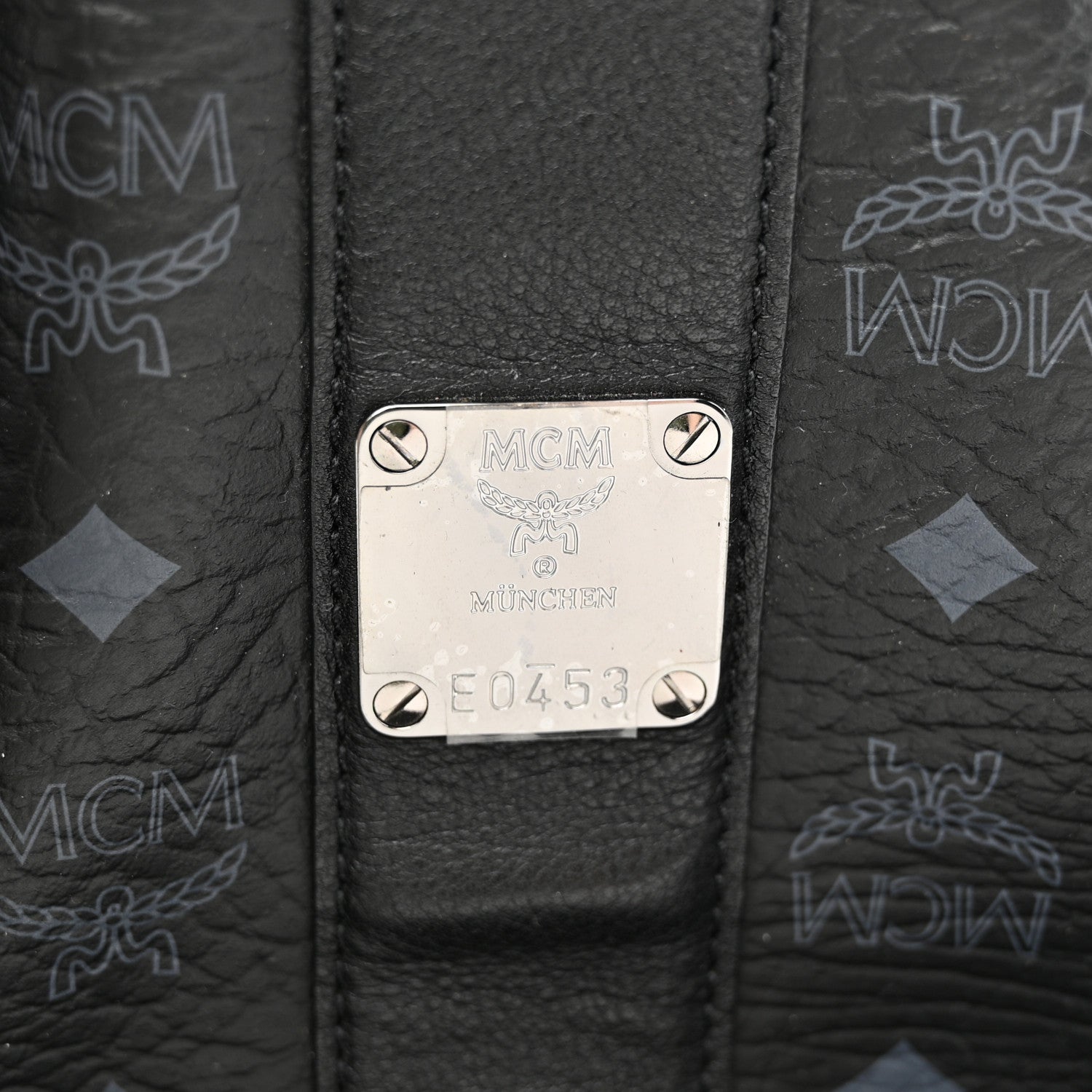 MCM Visetos Large Liz Reversible Shopper Tote Black 8 of 16