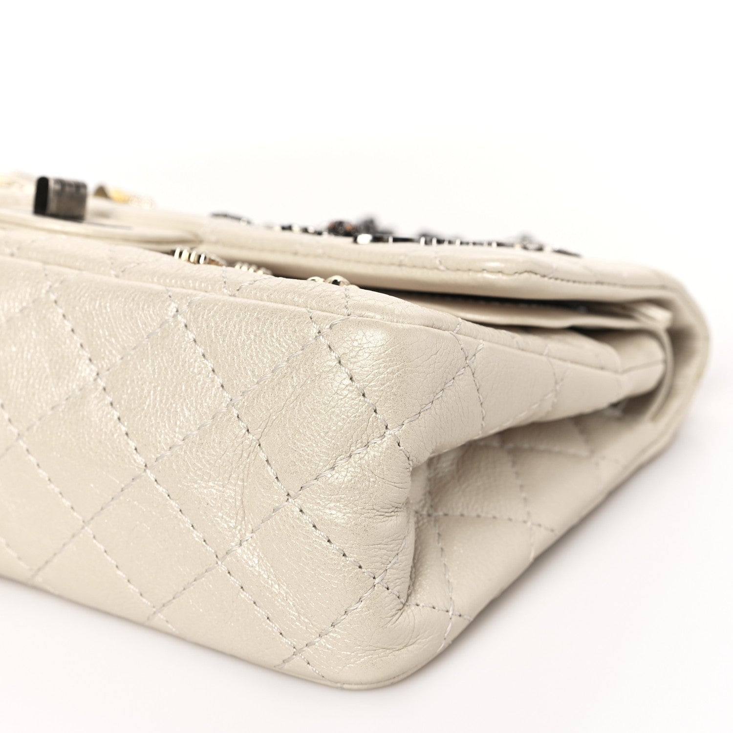 Chanel Aged Calfskin Lucky Charms 2.55 Reissue 225 Flap Ivory 9 of 9