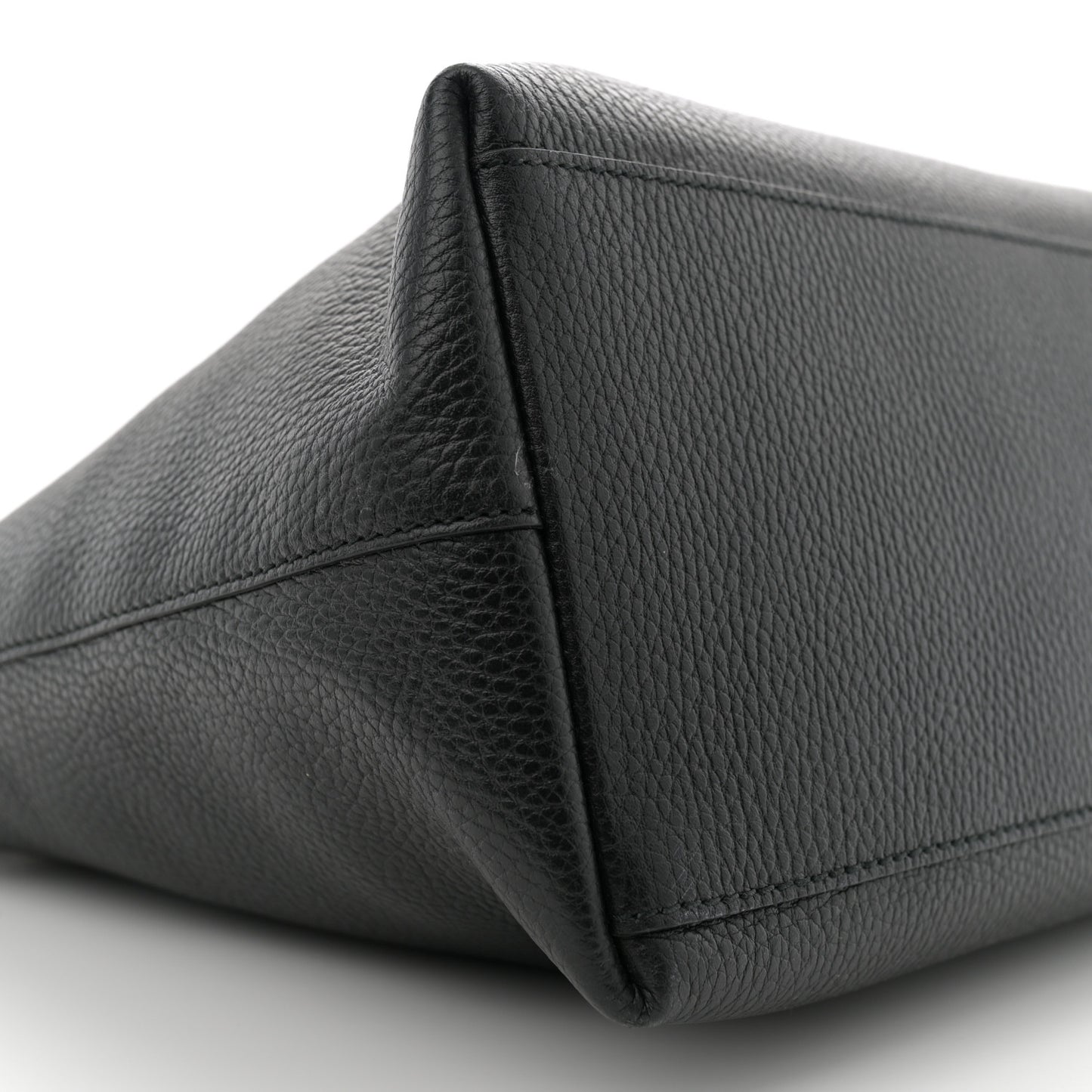 Pebbled Calfskin Convertible Bamboo Tassel Tote Black