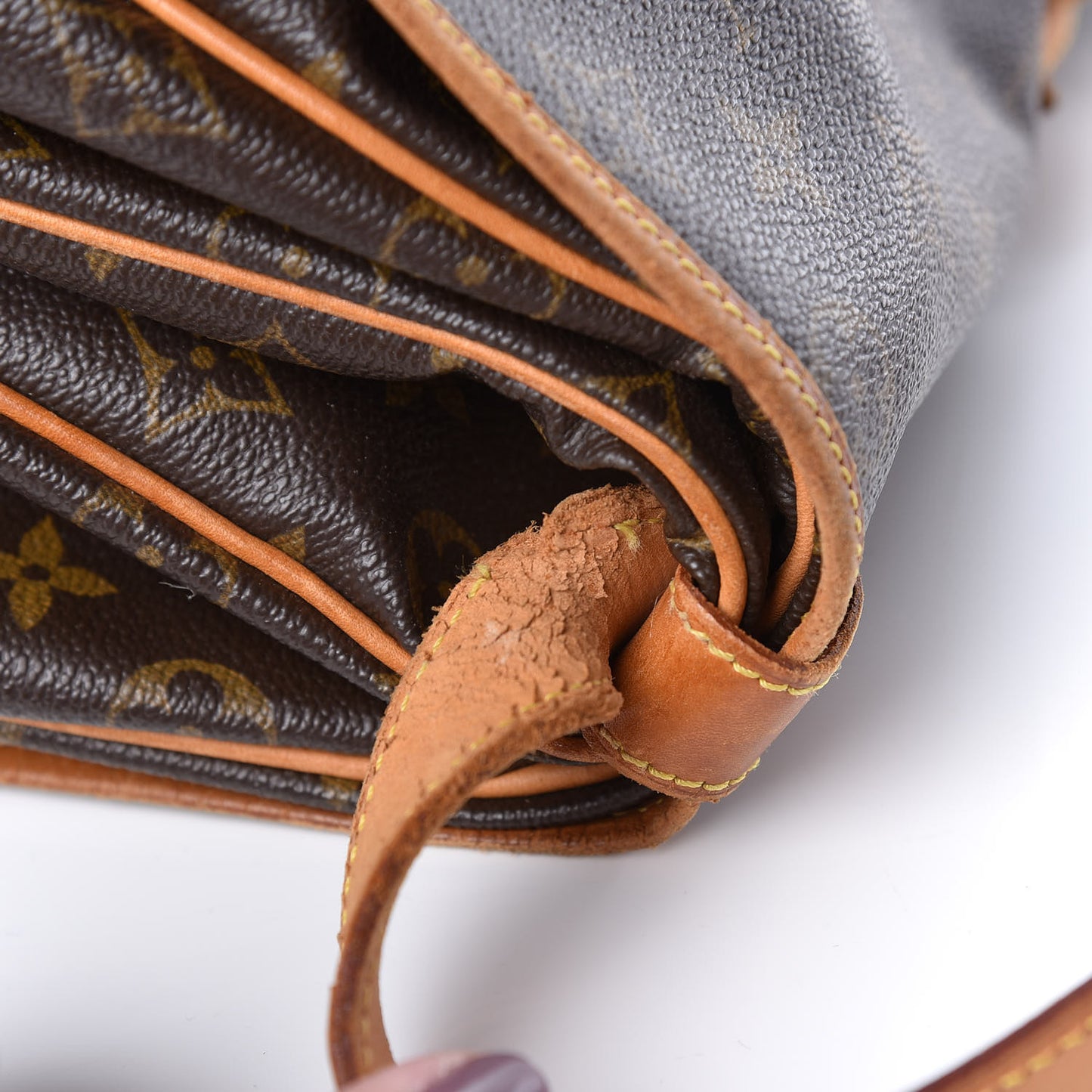 Monogram Saumur 35