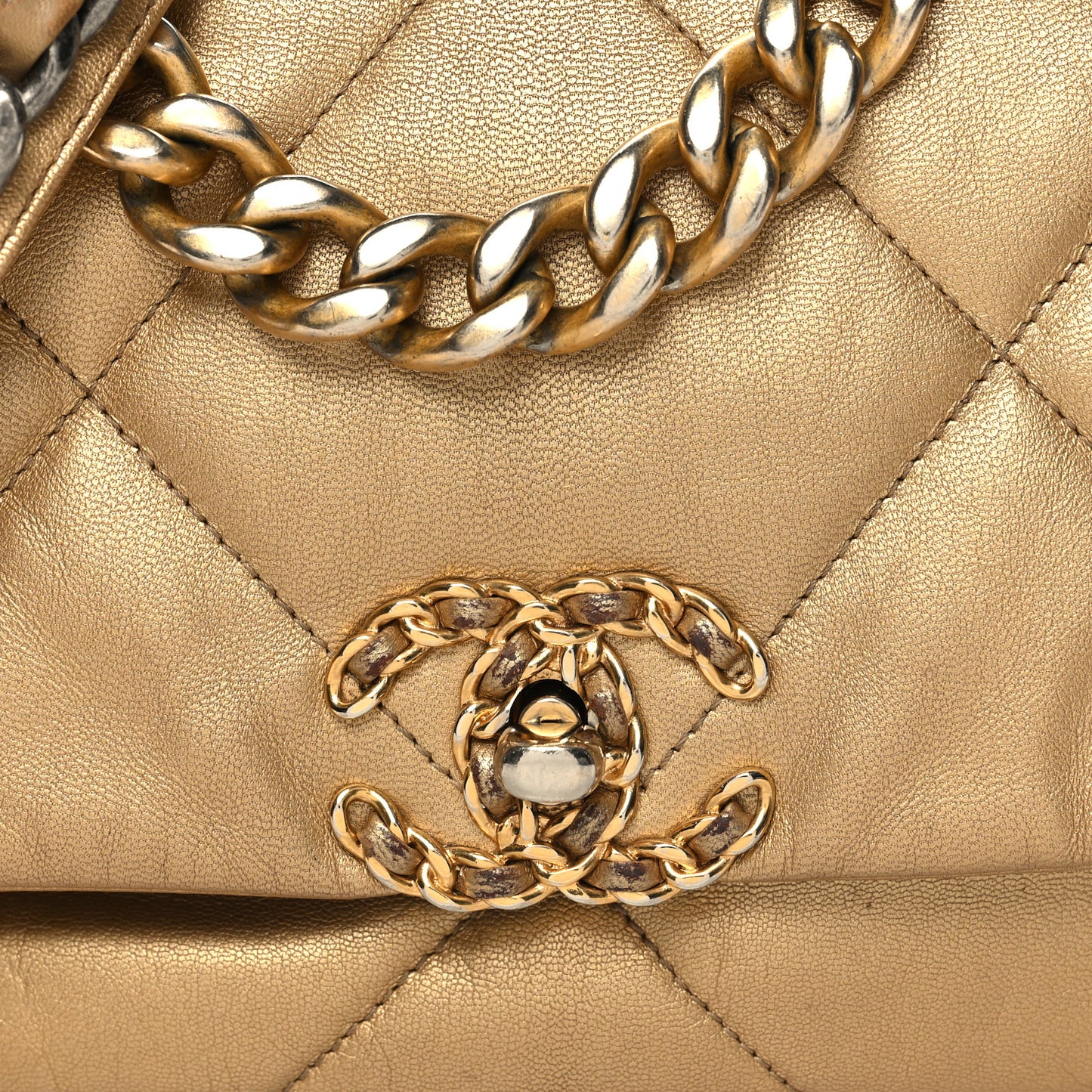 Metallic Lambskin Quilted Medium Chanel 19 Flap Gold