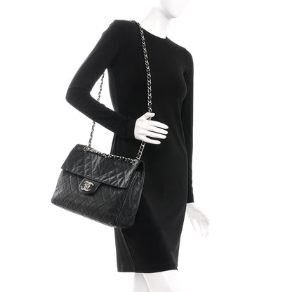 Chanel Washed Caviar Maxi Single Flap Black 3 of 8