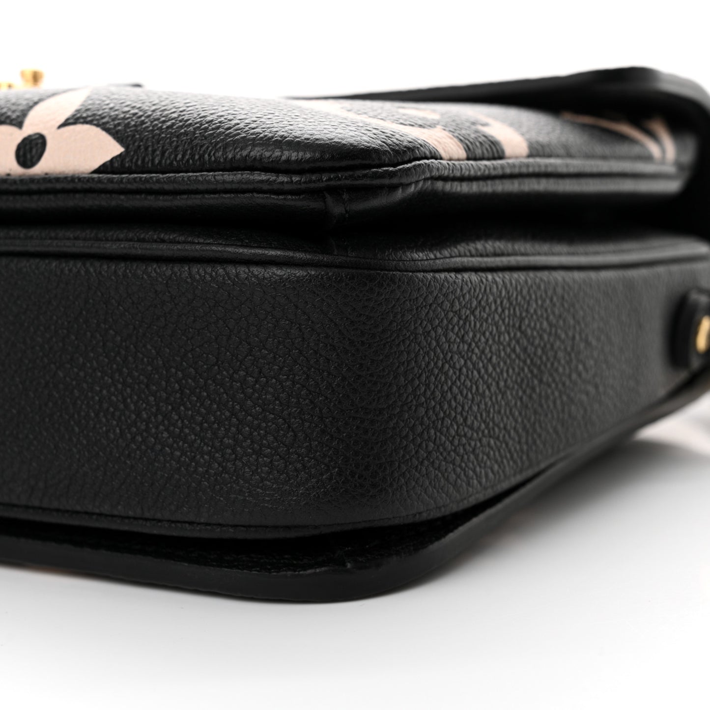 Empreinte Monogram Giant Pochette Metis Black Beige